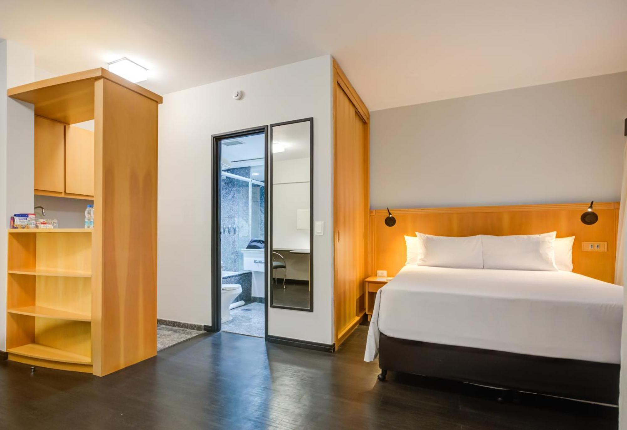 Superior Queen Size Bed
