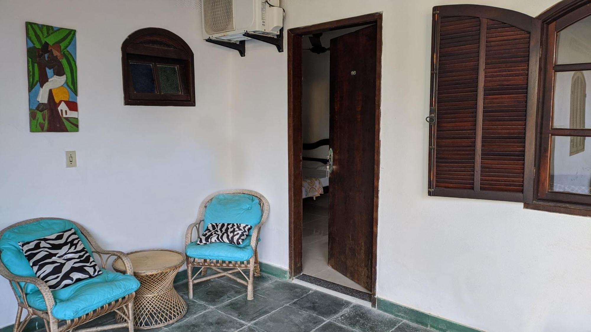 Family Room,1590373192:JPEG