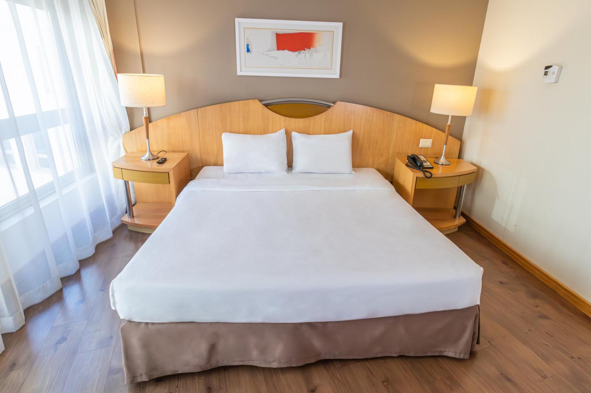 Superior Room Double Bed Disability Access