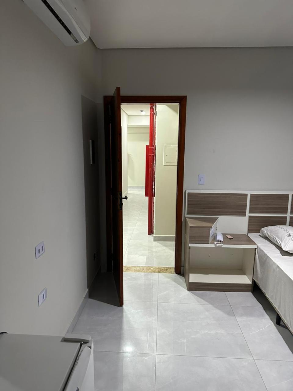 Deluxe Room,1599570119:JPEG