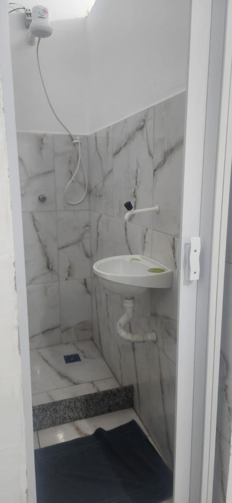 Single Room Private Bathroom
