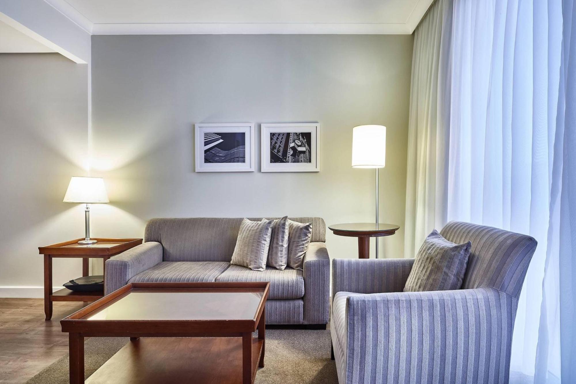 Two-Bedroom Apartment Balcony City View