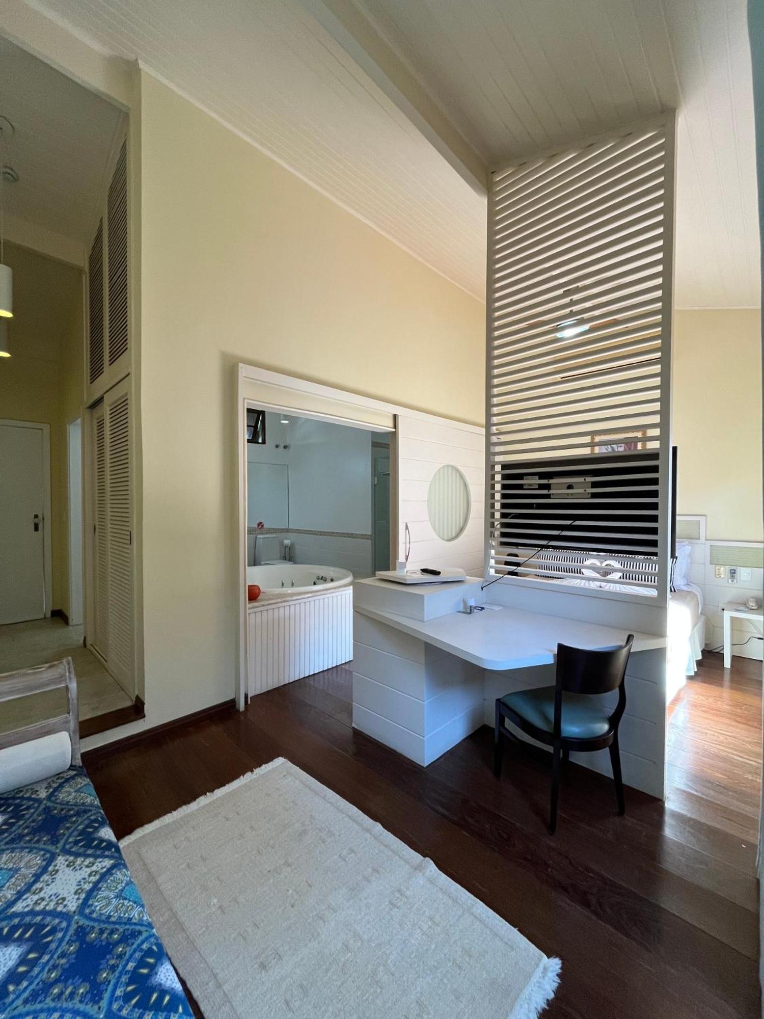 Deluxe Double Room Bath,1607238948:JPEG