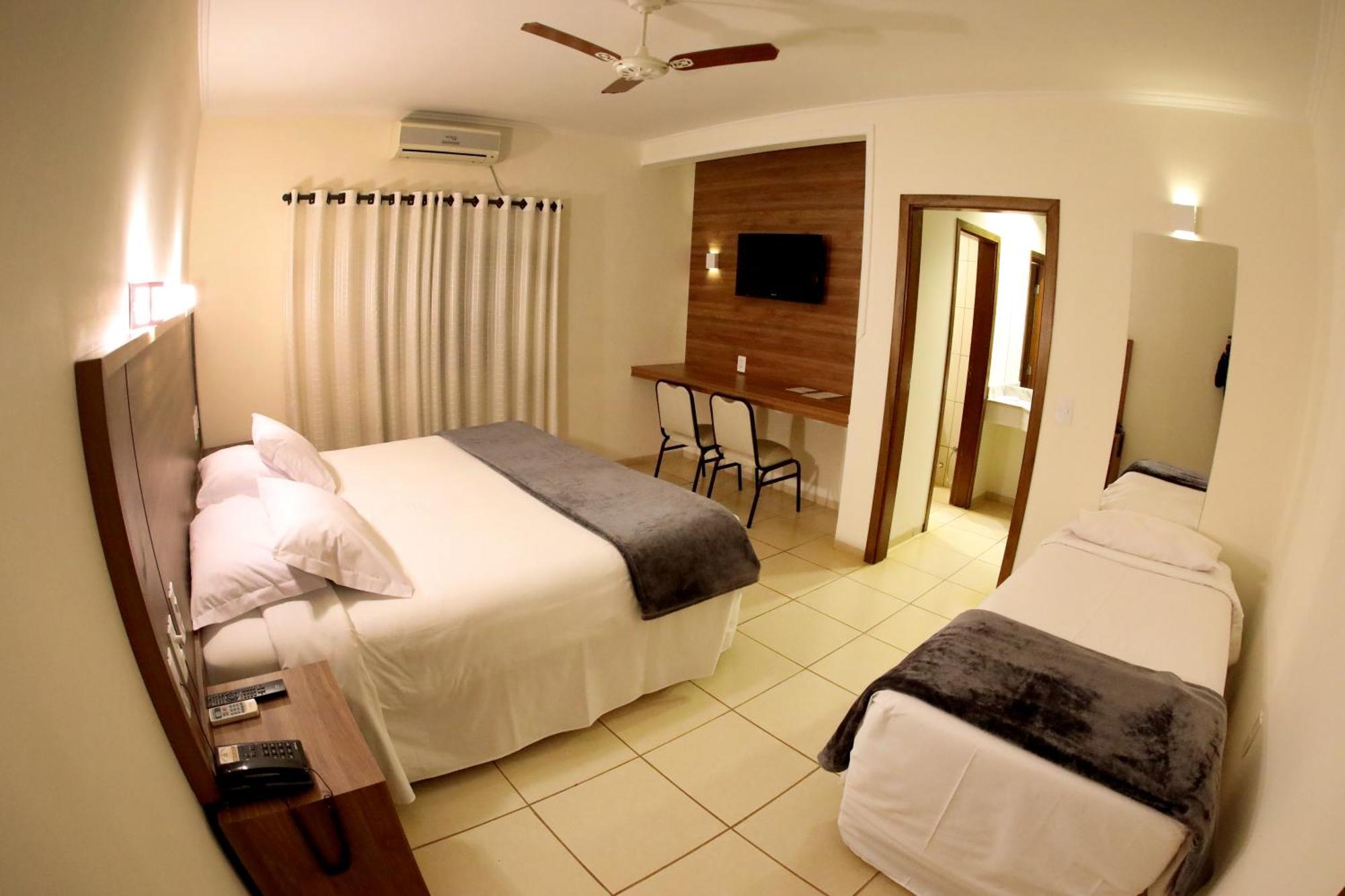 Deluxe Suite,1609341912:JPEG