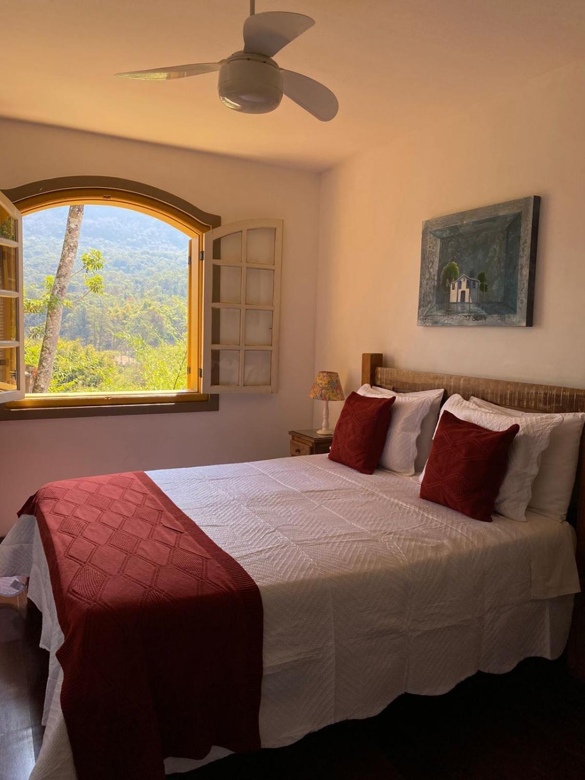 Double Room Mountain View