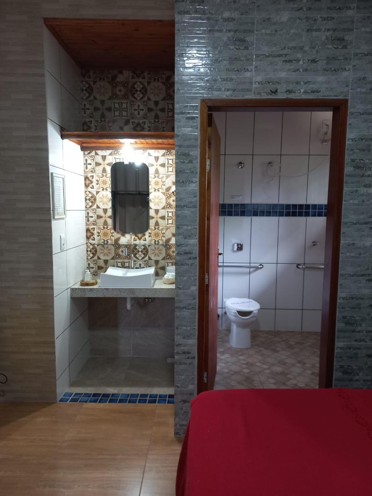Queen Suite,1616474507:JPEG