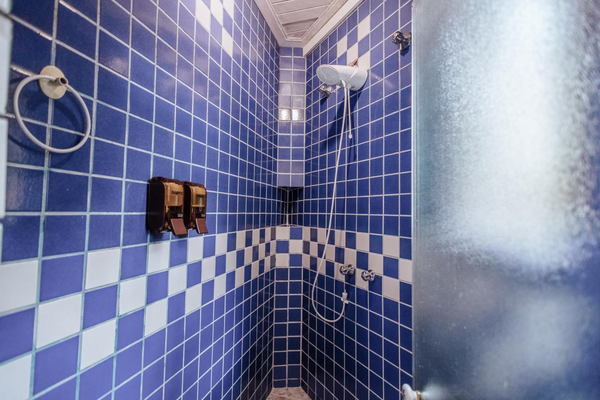 Standard Room,1621412410:JPEG