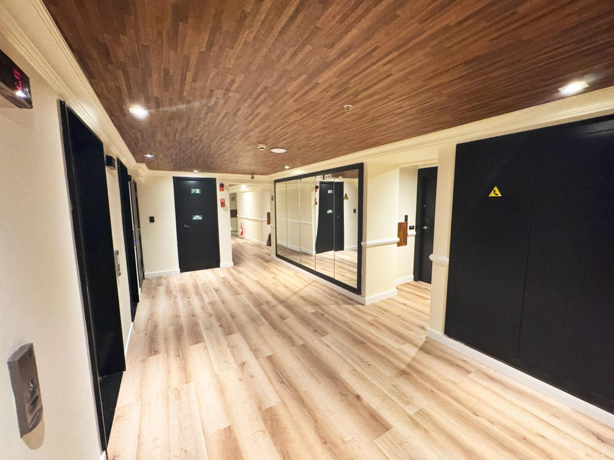 Quarto Executivo com Cama de Casal,1637712421:JPEG