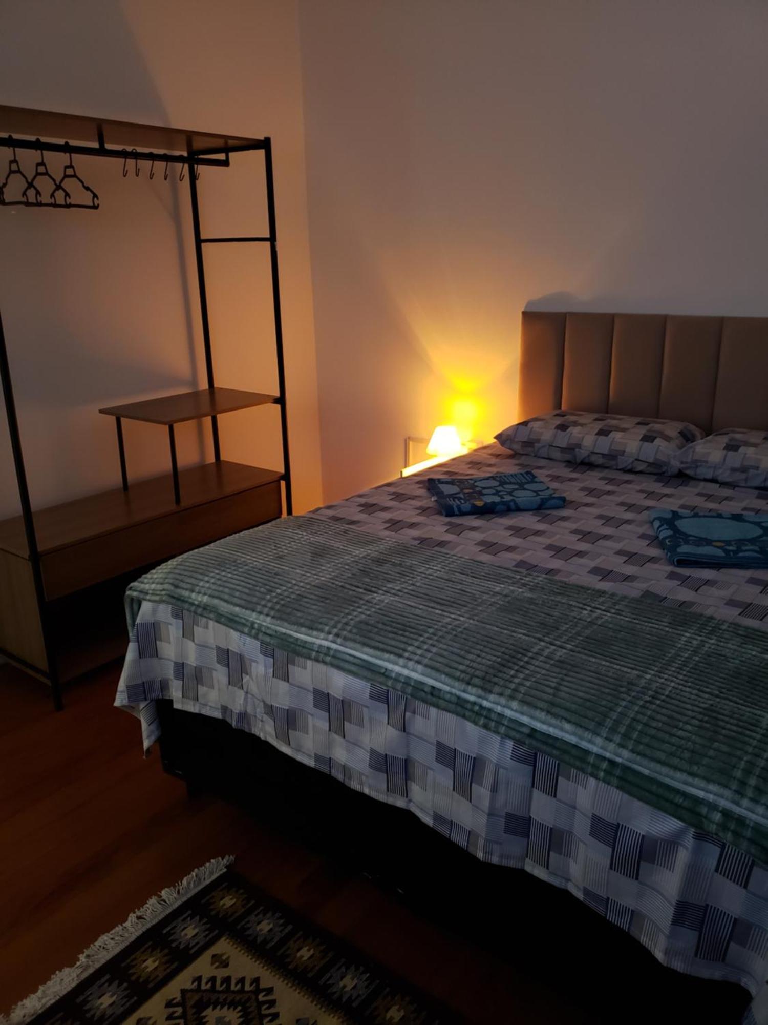 Deluxe Queen Suite