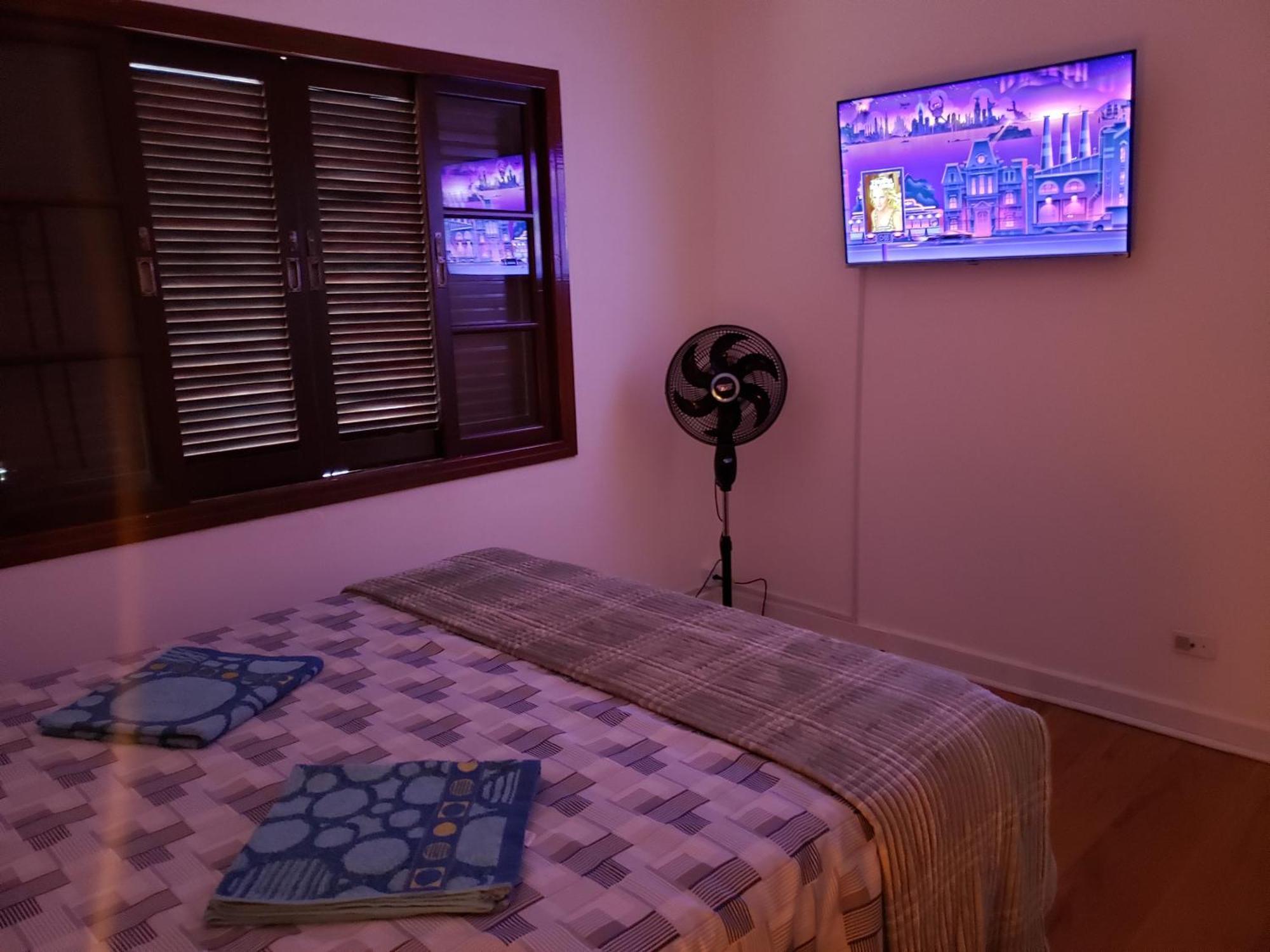 Deluxe Queen Suite