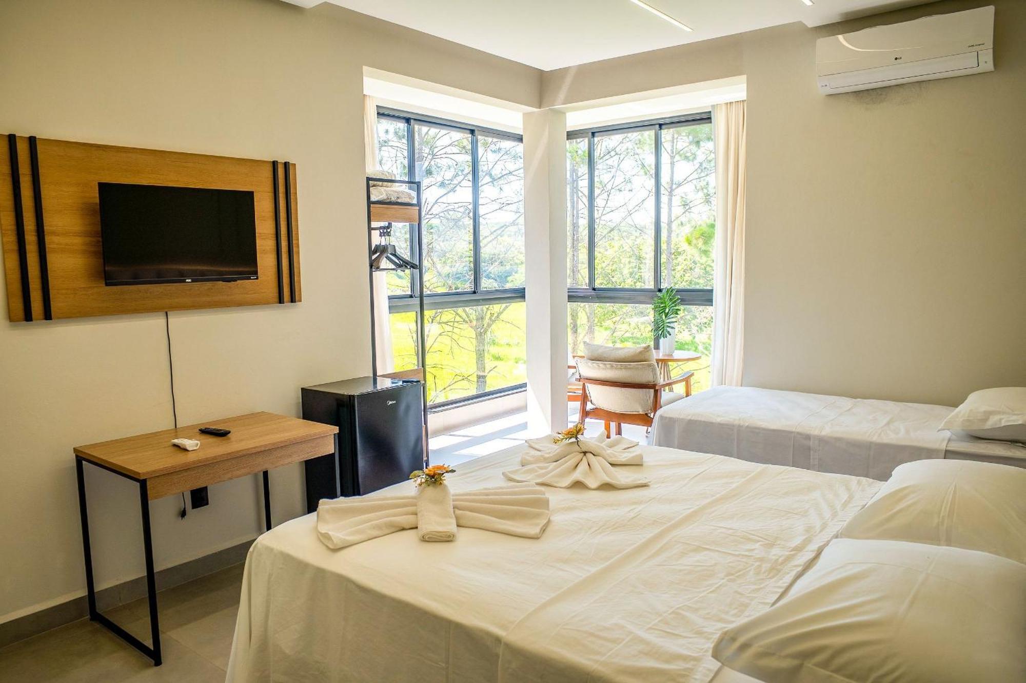 Standard Suite,1633156230:JPEG