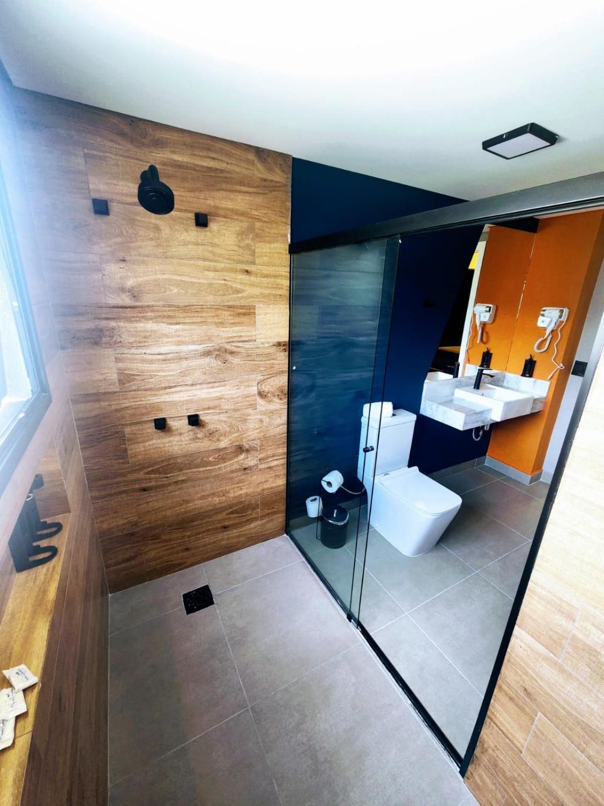 Deluxe Apartment,1633685616:JPEG