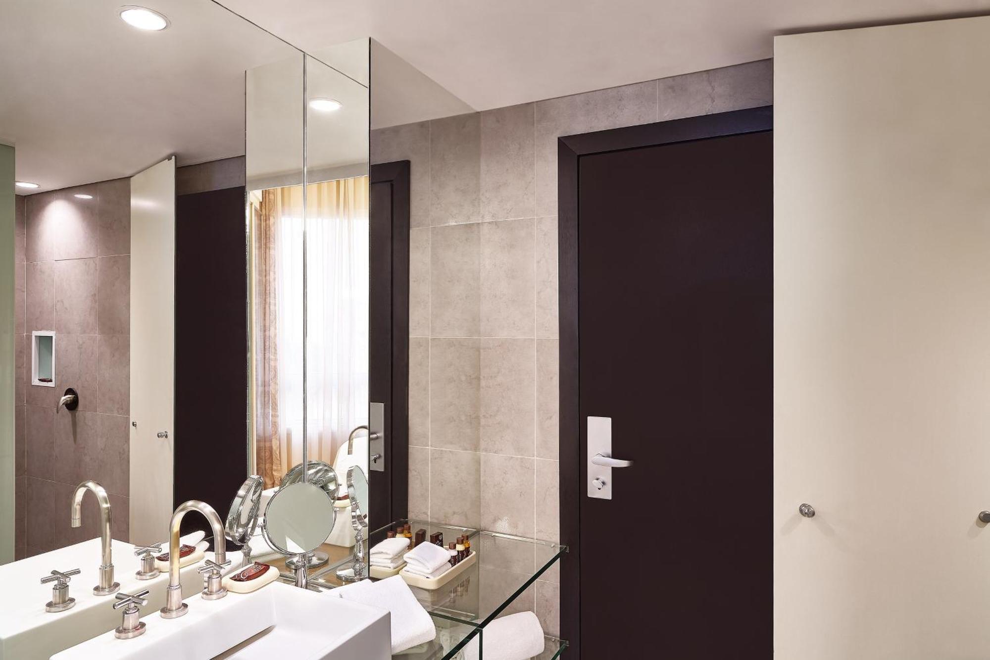 Comfort Queen Room,1634406356:JPEG