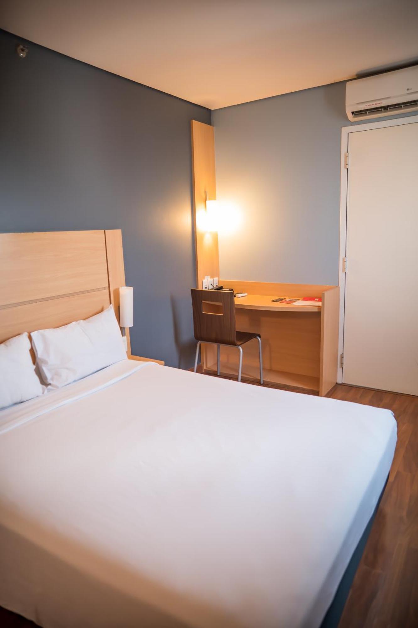 Double Room Disability Access,1705027002:JPEG