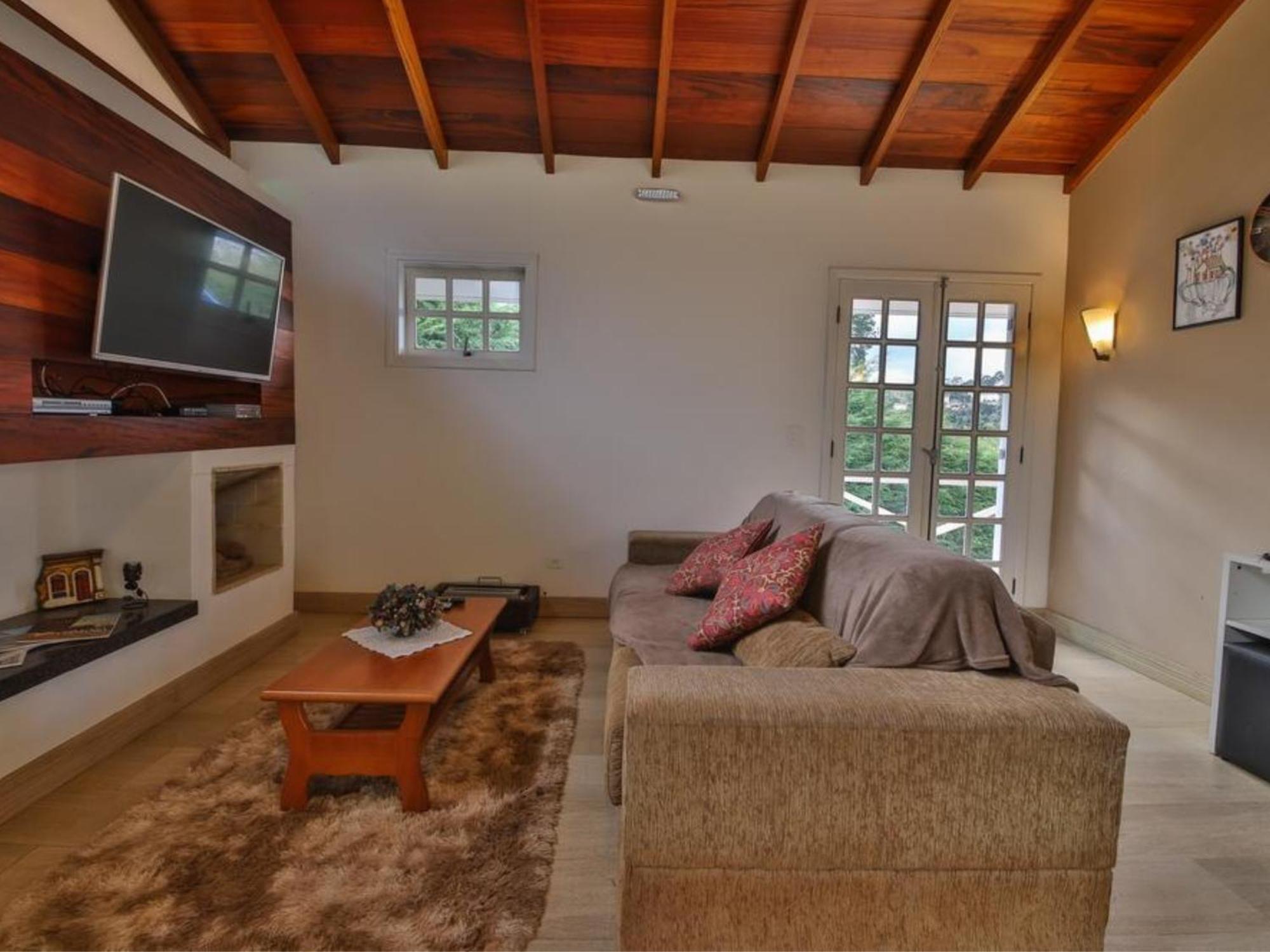 Three-Bedroom Chalet,1642459563:JPEG