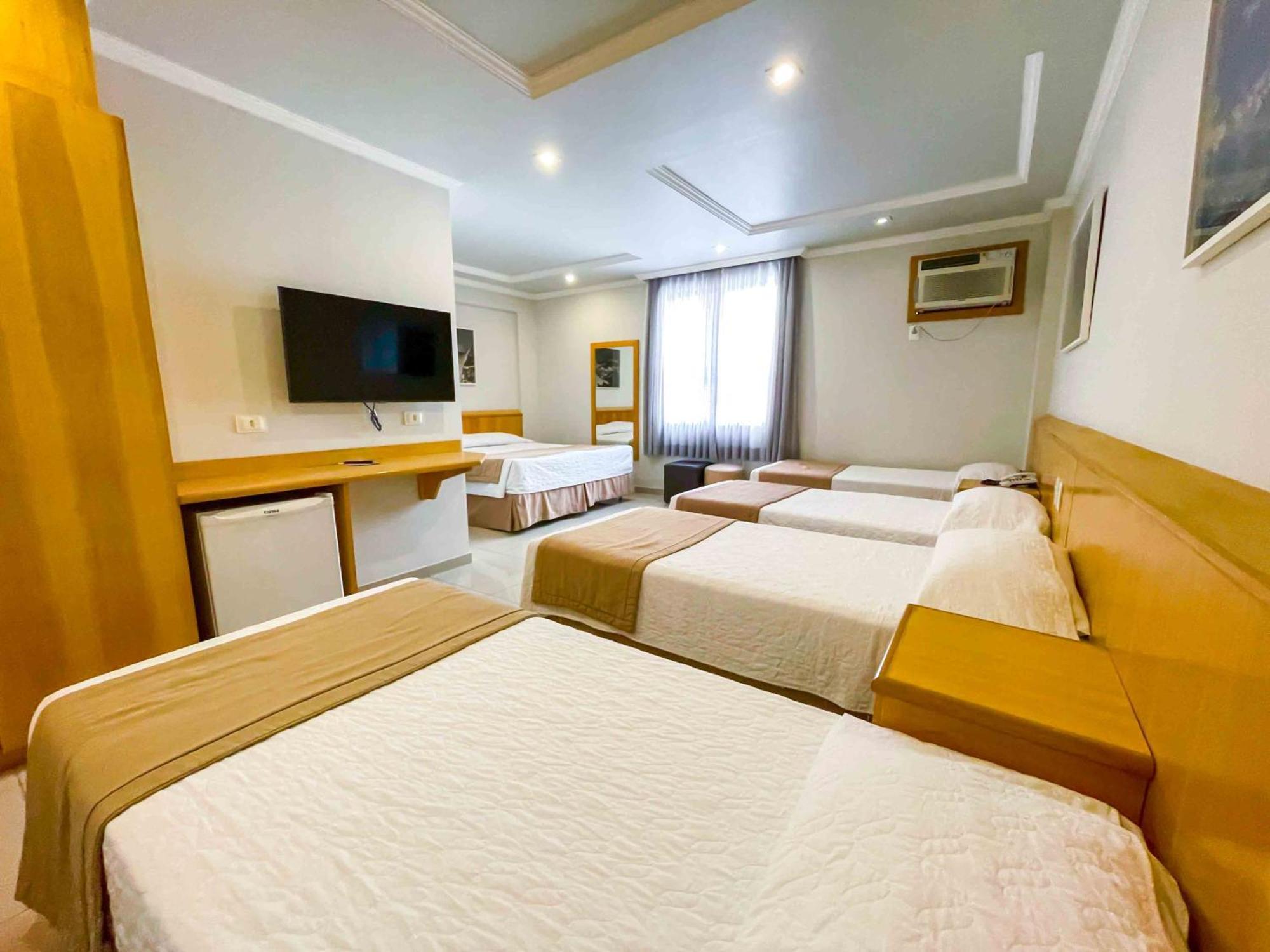 Family Room,1643168673:JPEG