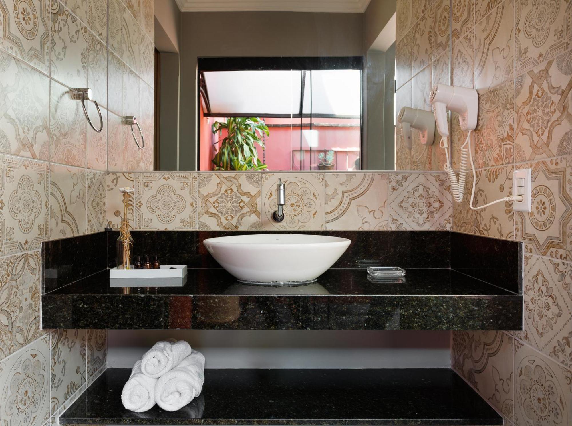 Standard Suite