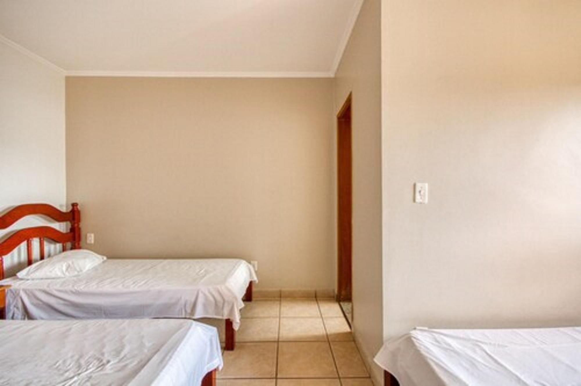 Triple Room 3 Single beds