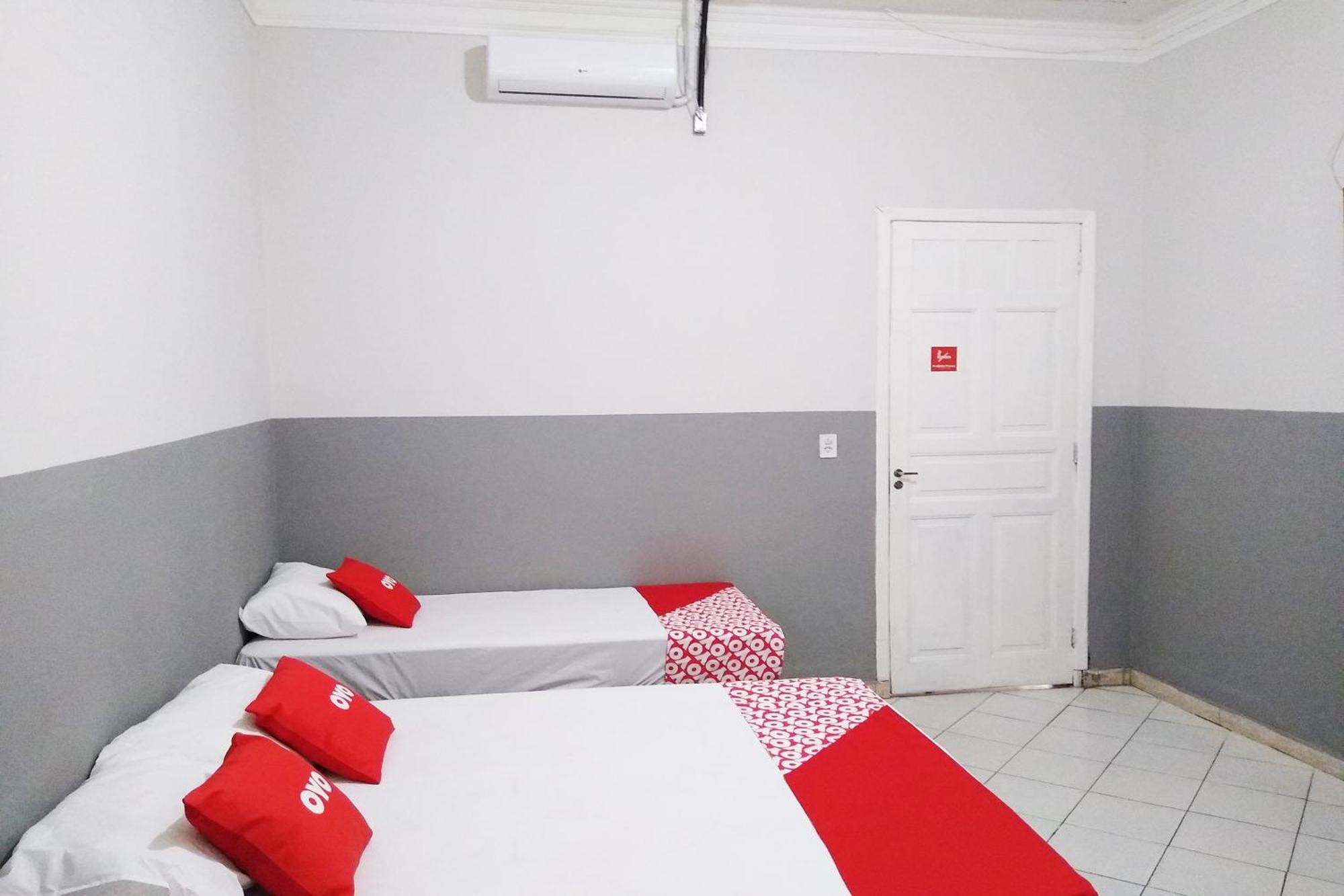 Quintuple Room 1 Double bed 3 Single bed