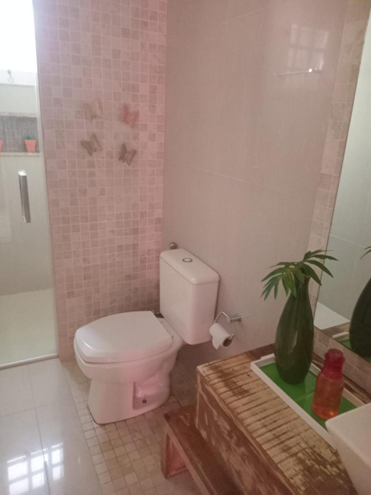 Quarto Duplo com Banheiro Privativo Externo