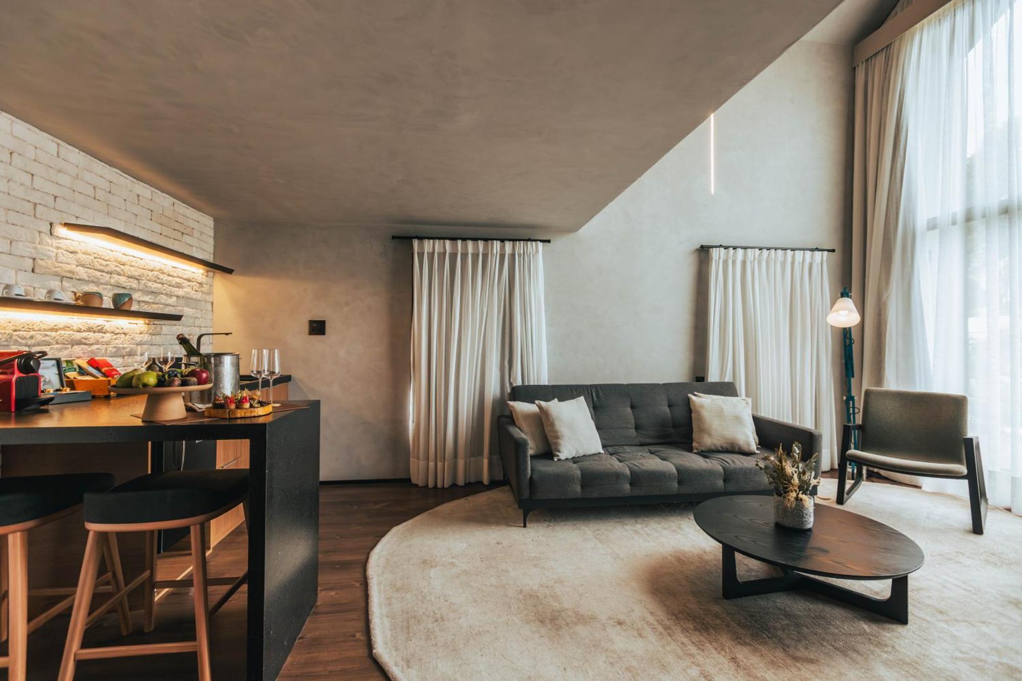 Duplex Suite