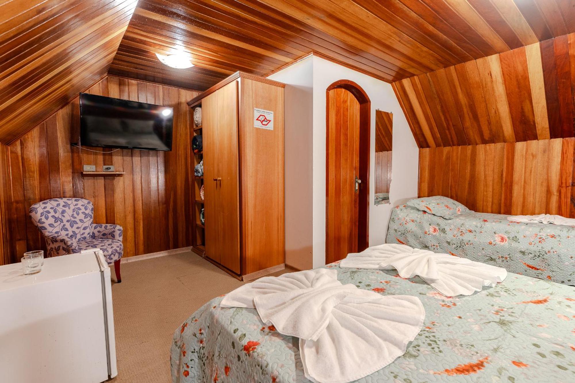 Luxury Triple Room