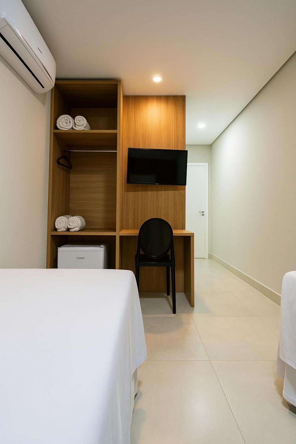 Large Single Room
