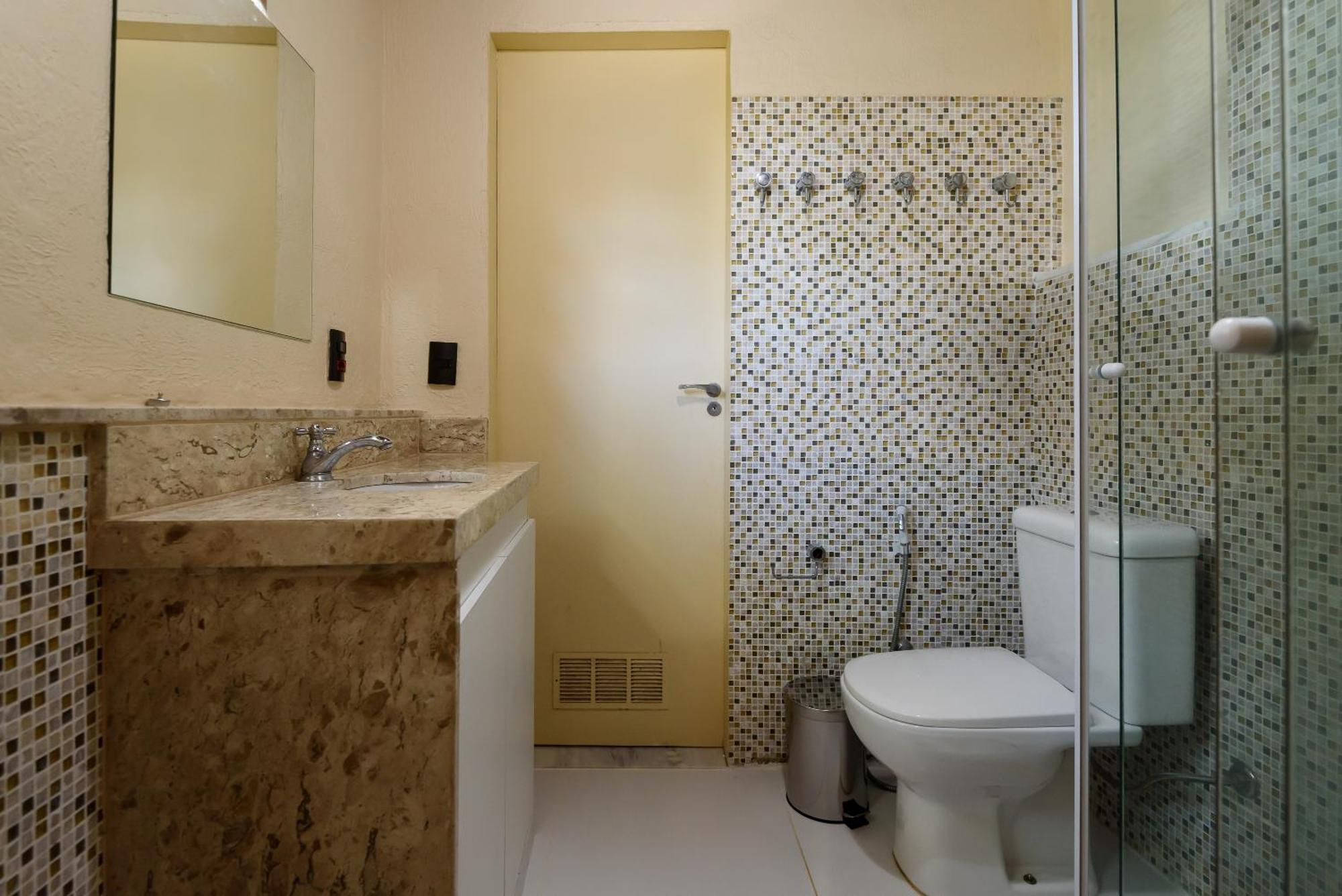 Queen Suite