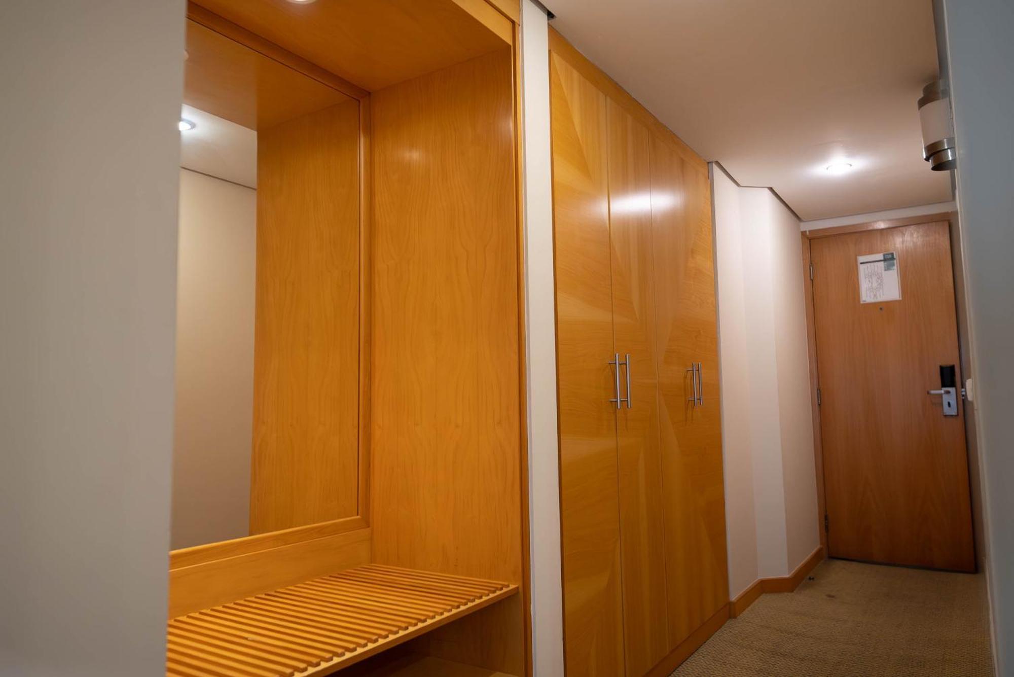 Quarto com Cama Queen-size
