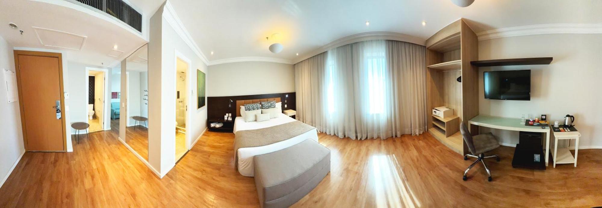 Executive Suite,1677862522:JPEG