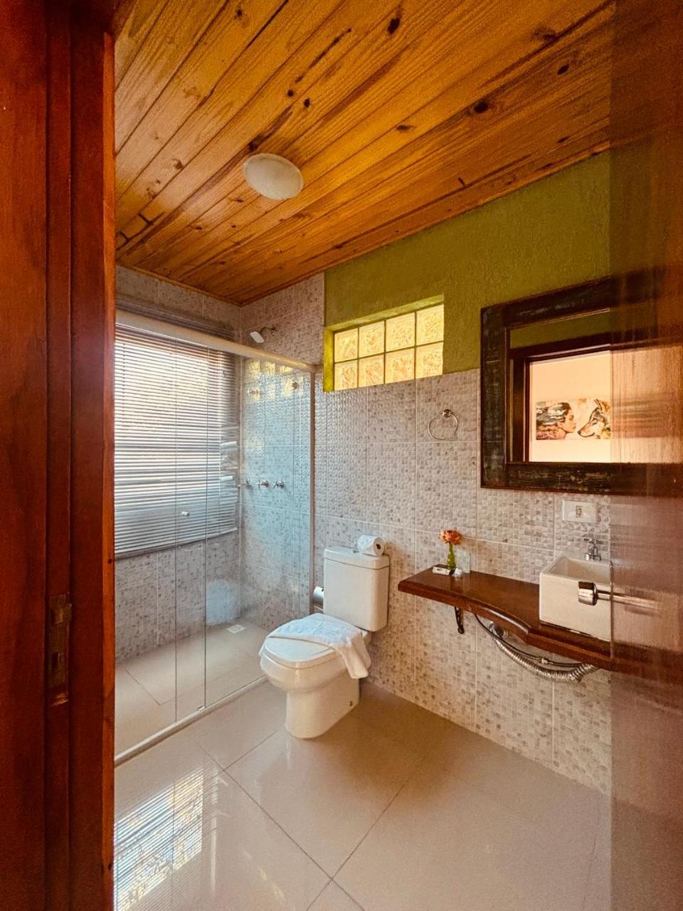 Queen Suite