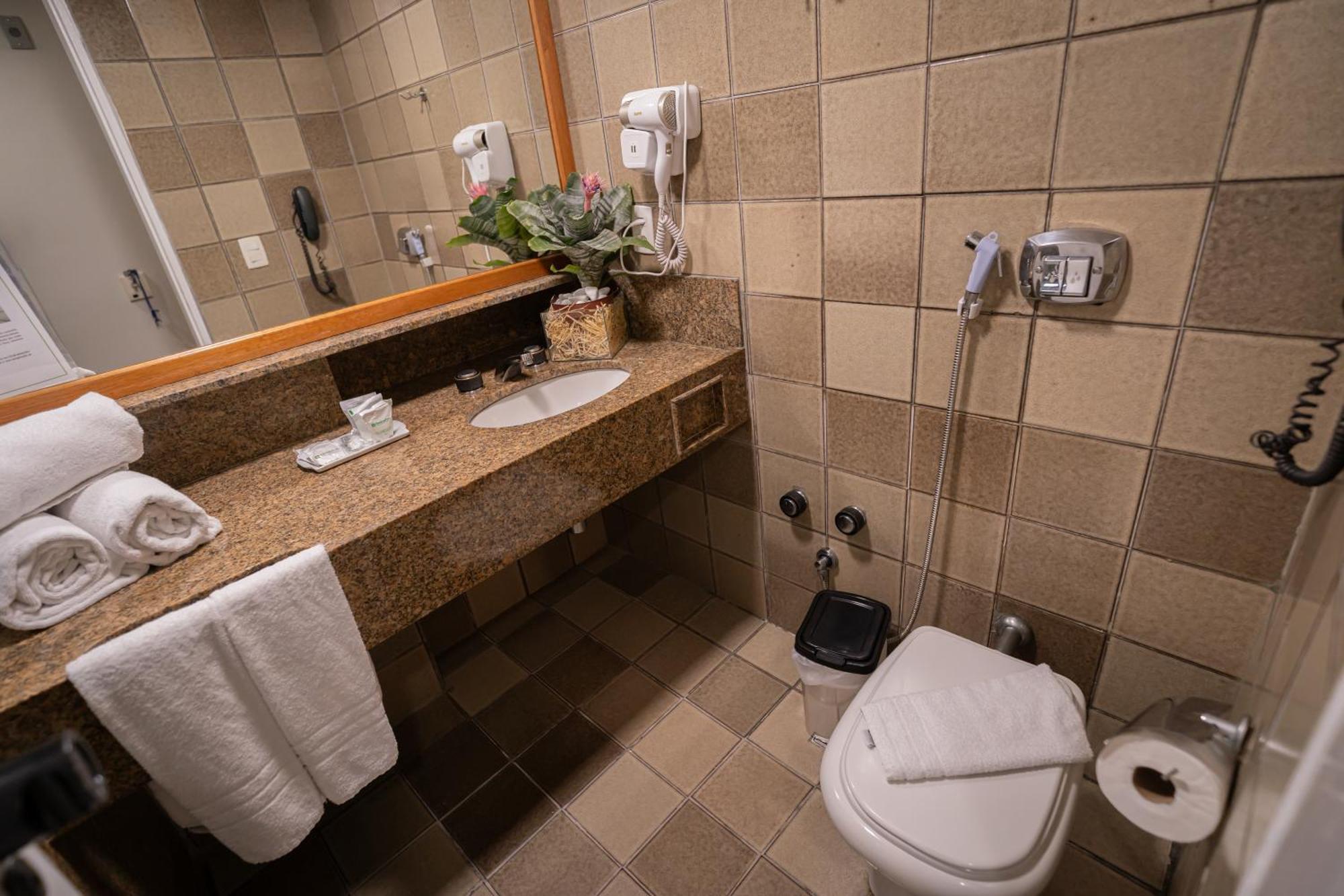 Luxury Triple Room,1688811360:JPEG