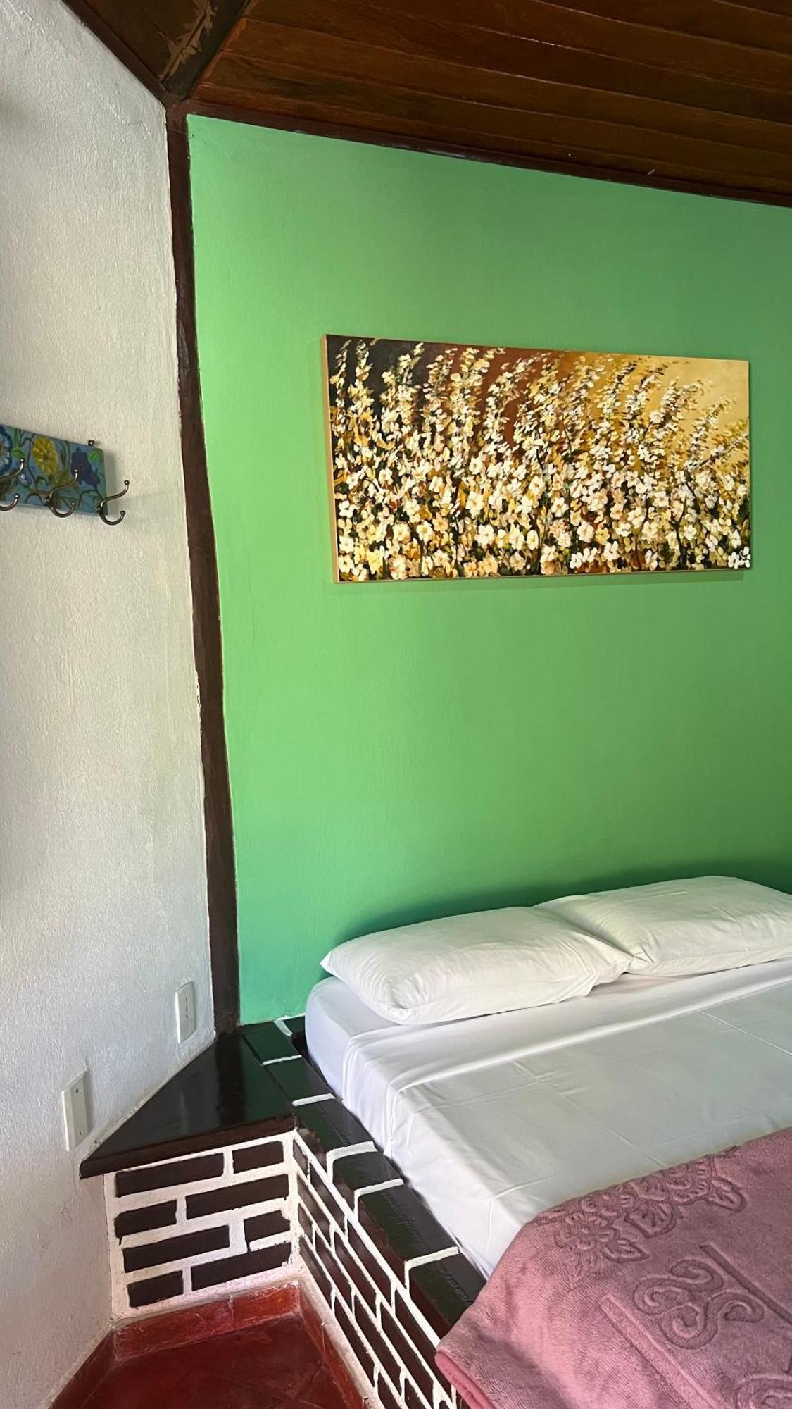 Suite,1695346016:JPEG