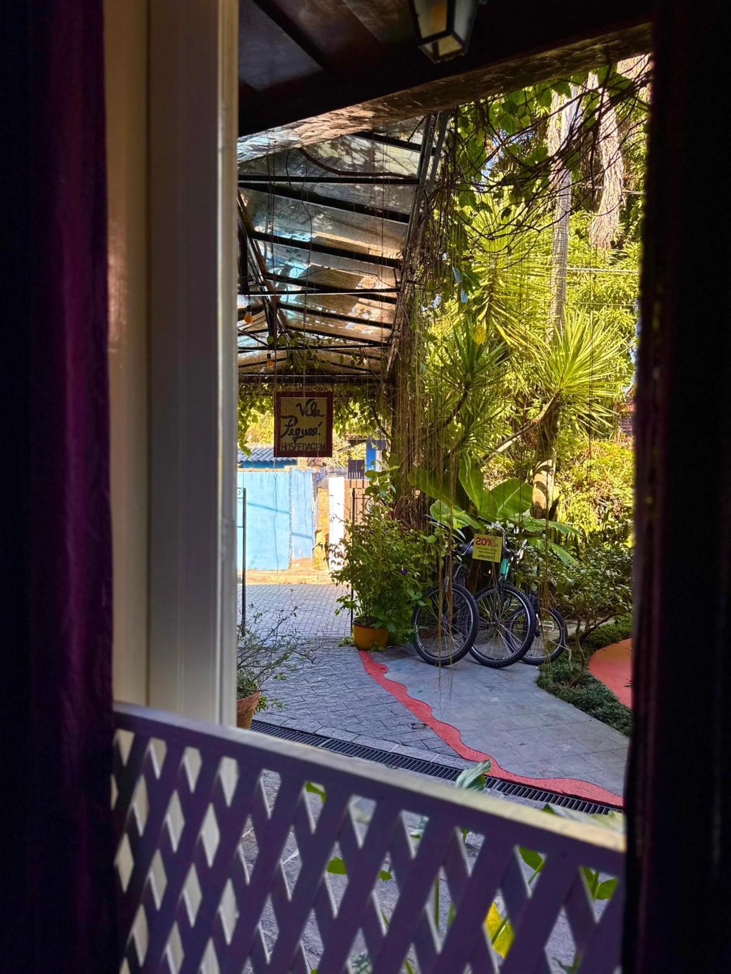 Small Double Room,1695776726:JPEG