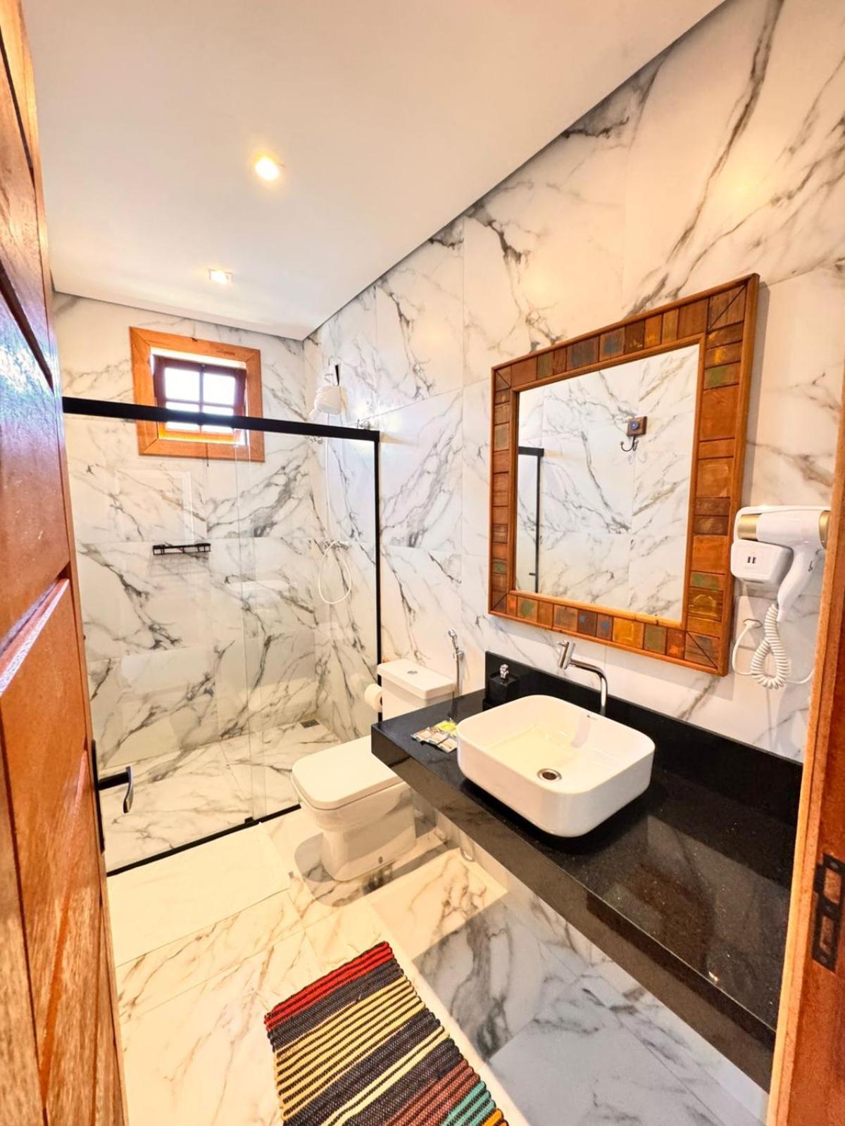 King Suite Spa Bath