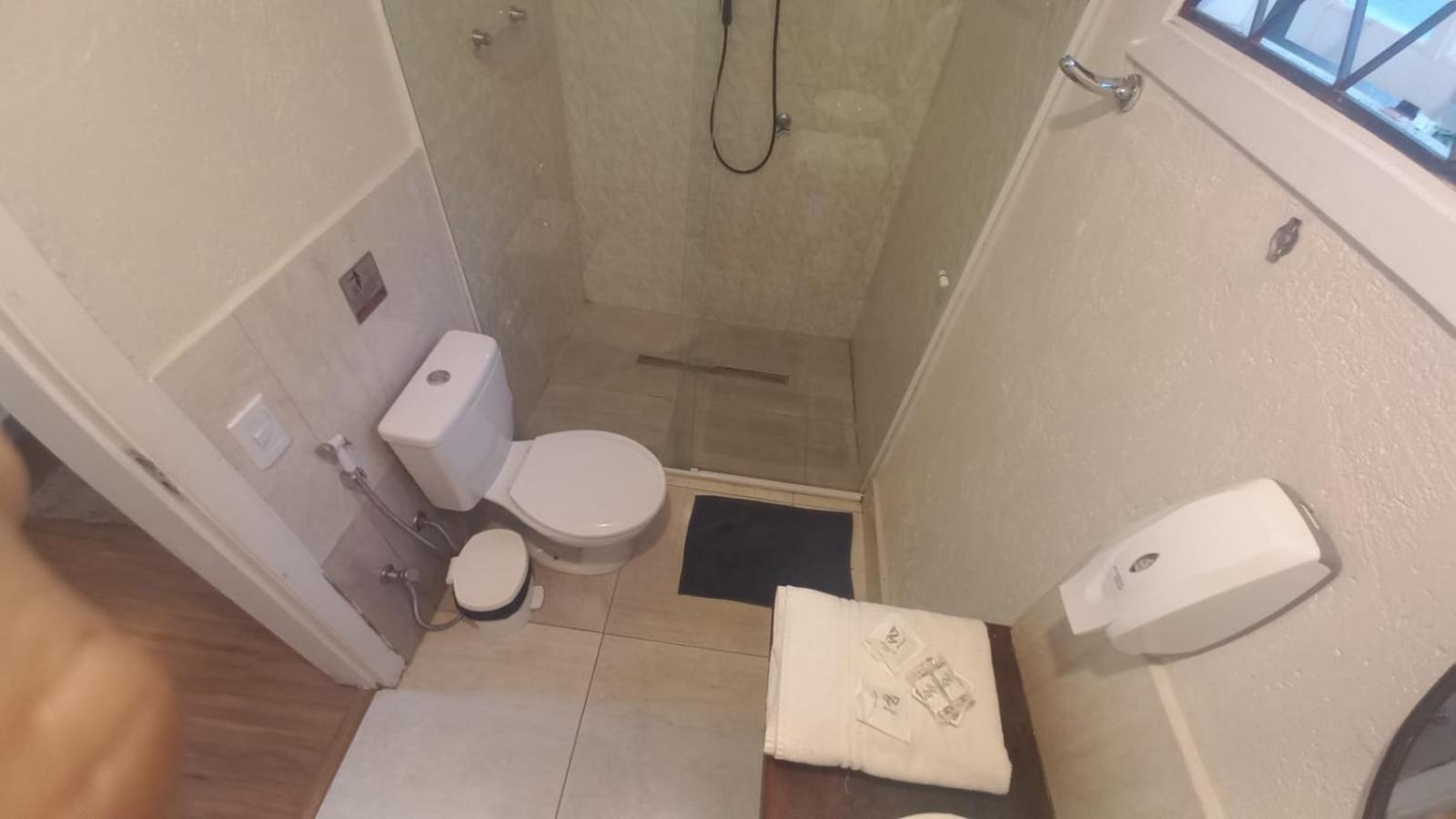 Standard Queen Room,1724792961:JPEG