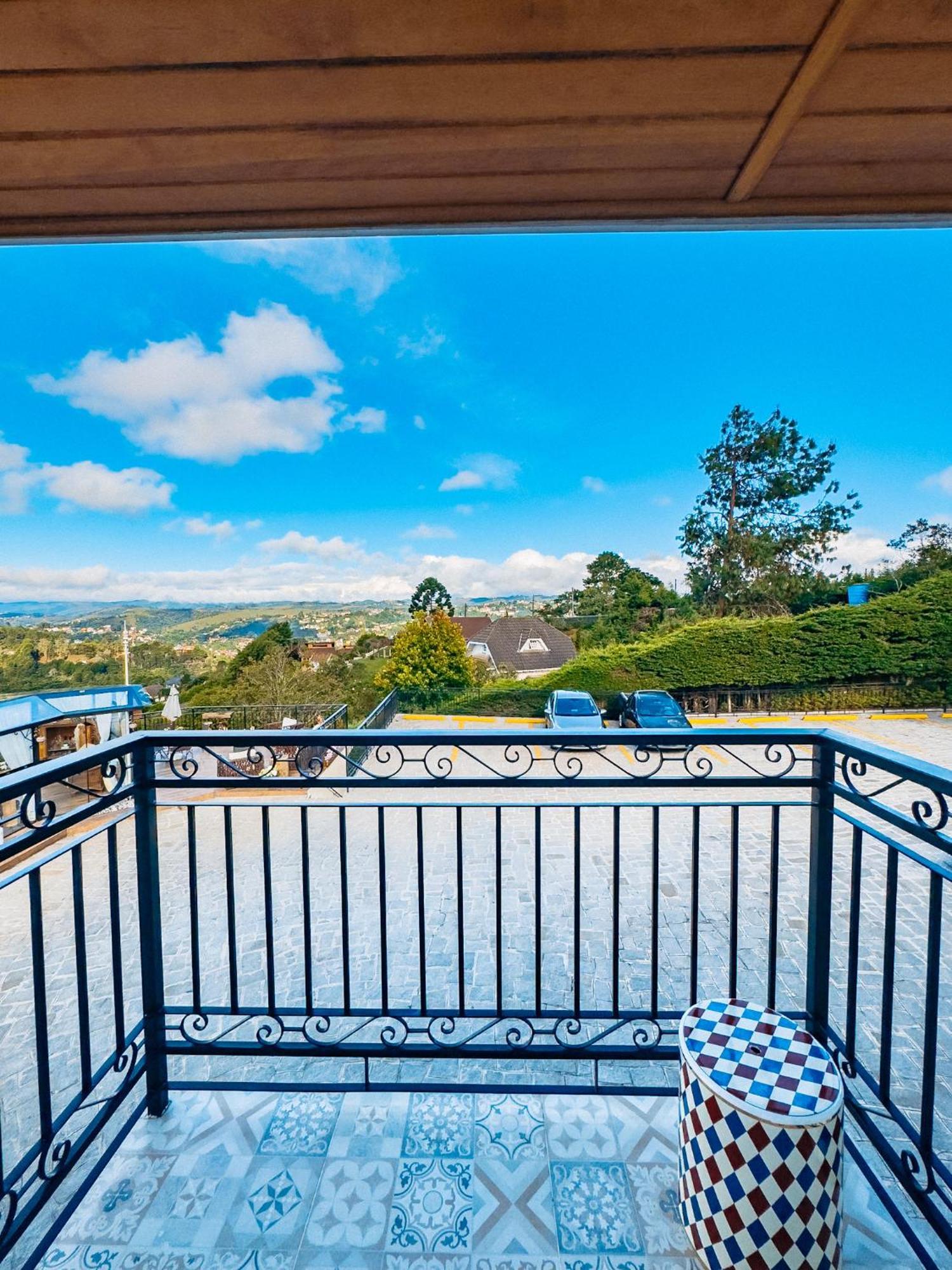Master Suite Balcony,1724830868:JPEG