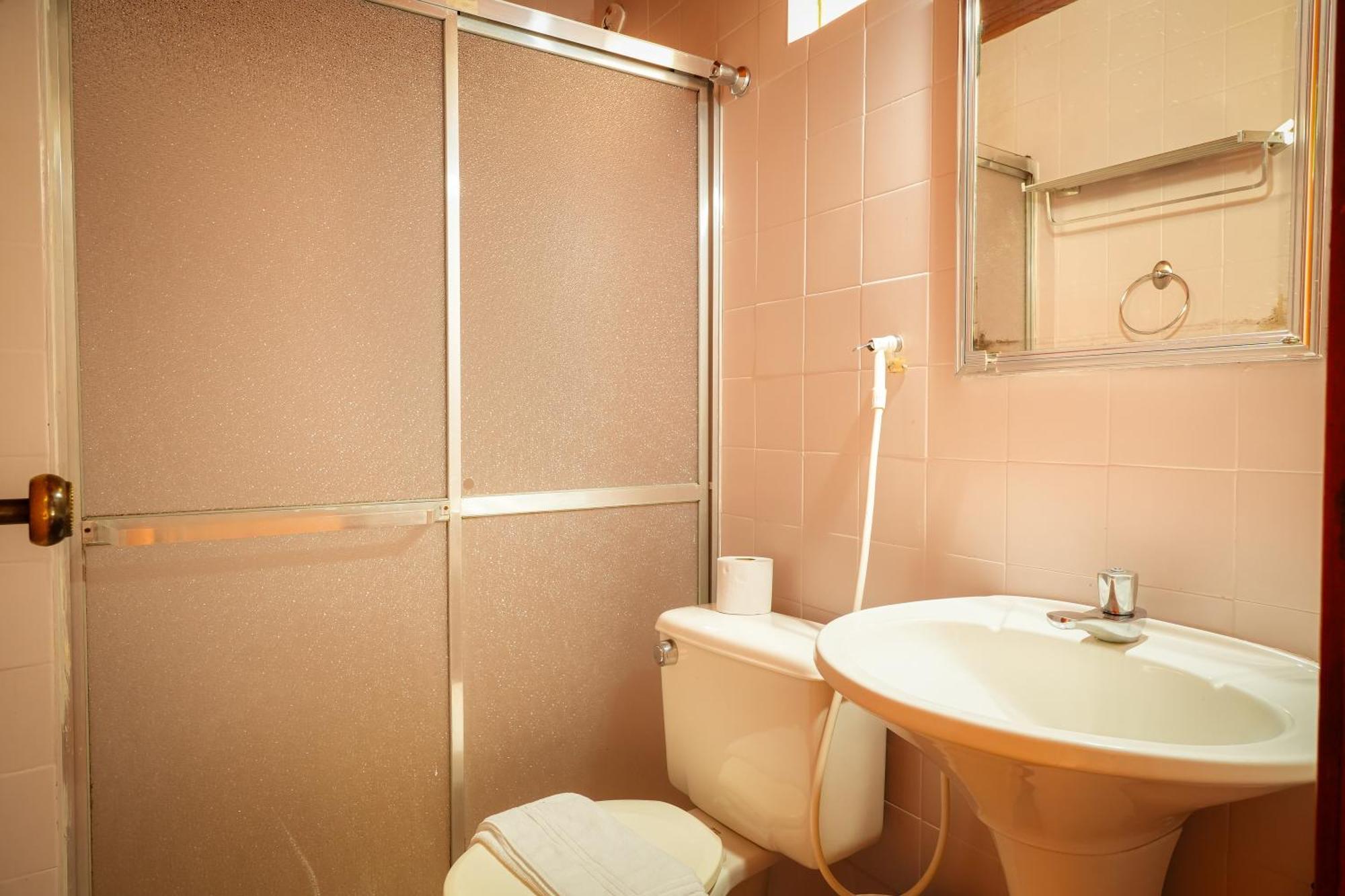Standard Triple Room,1730068077:JPEG