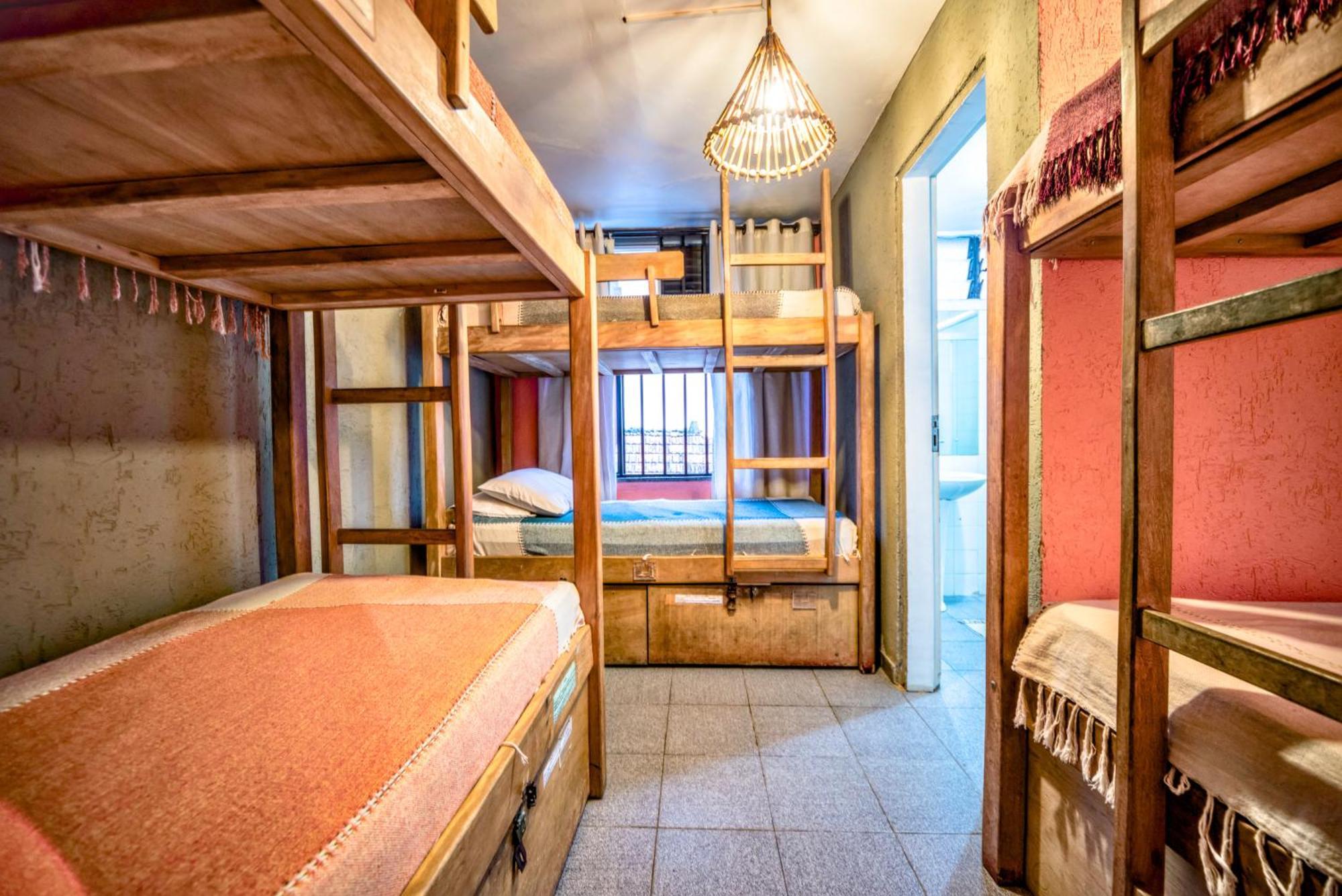 Bed in 6-Bed Mixed Dormitory Room