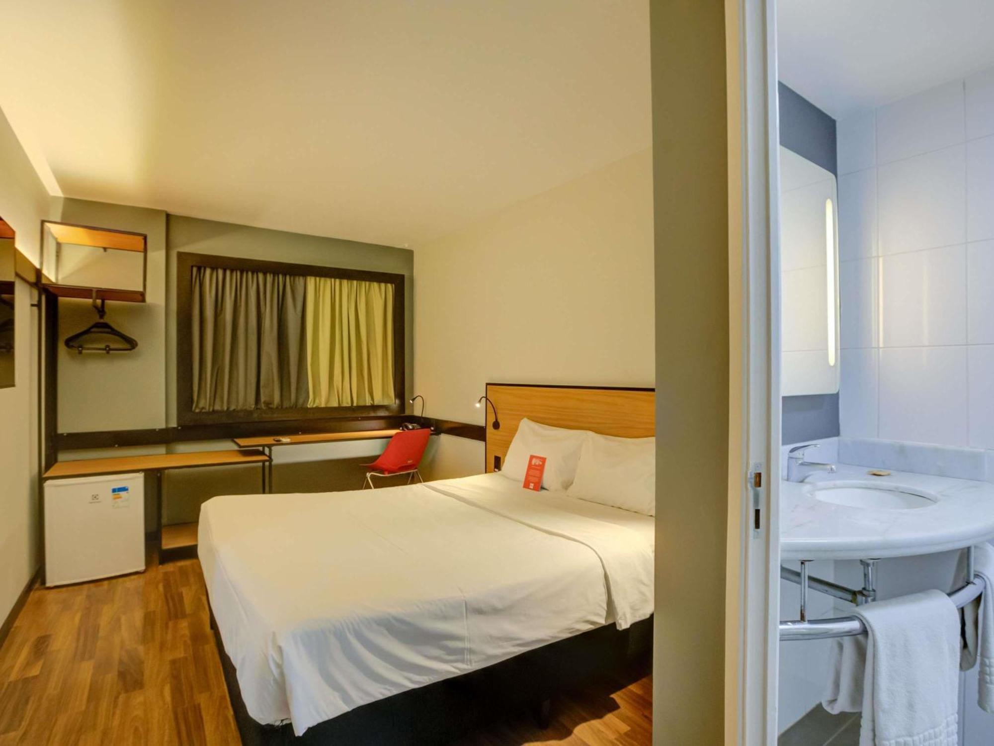 Standard Room One Double Beds One Extra Bed Children,1742940879:JPEG