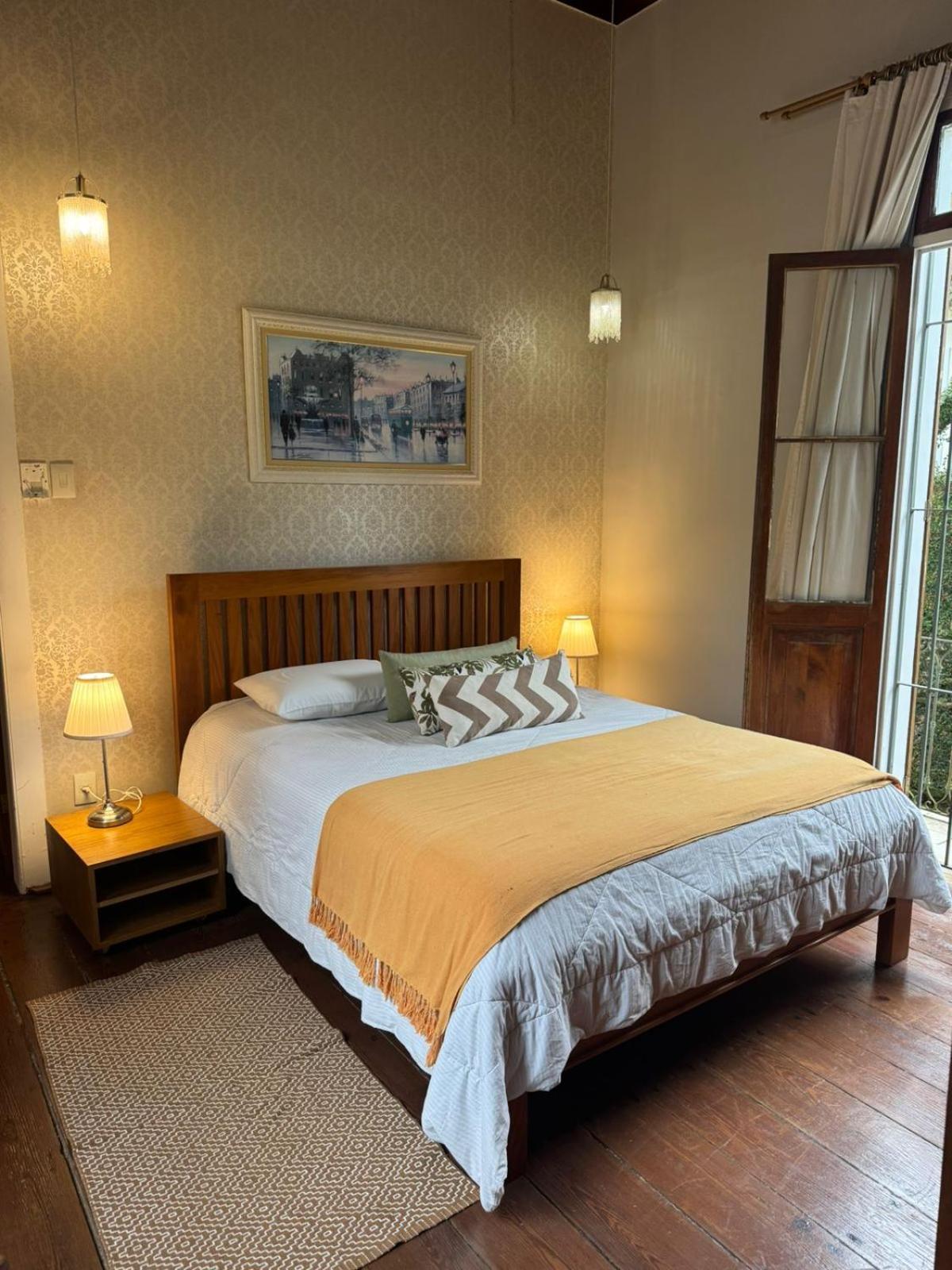 Quarto Duplo Econômico