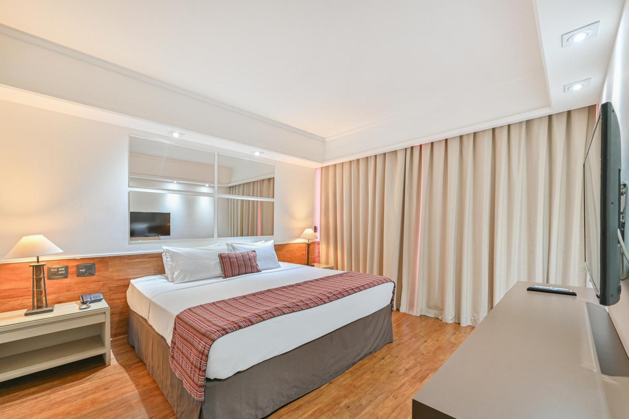 Deluxe Queen Room,1758543052:JPEG