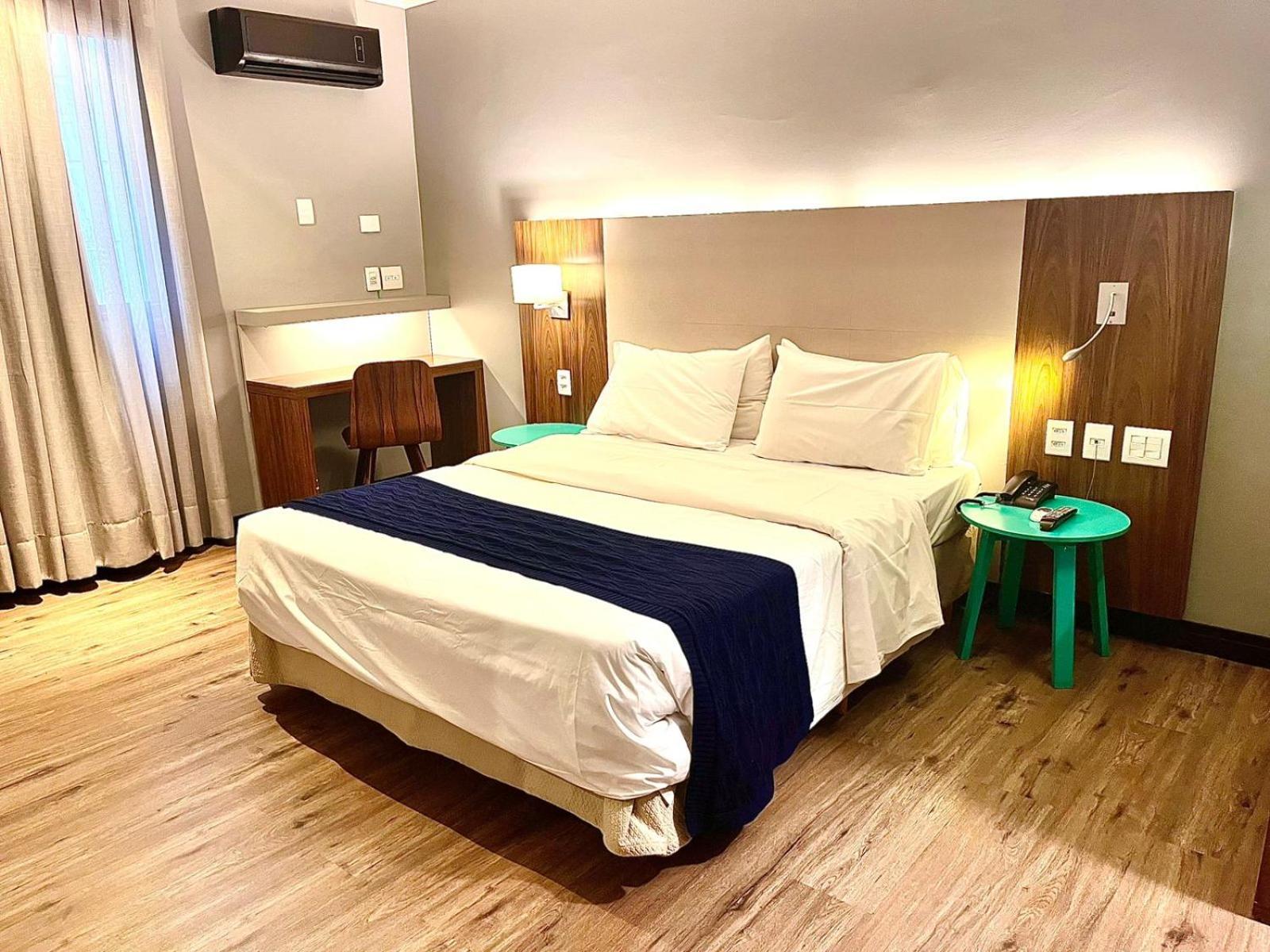 Quarto Standard com Cama King-size