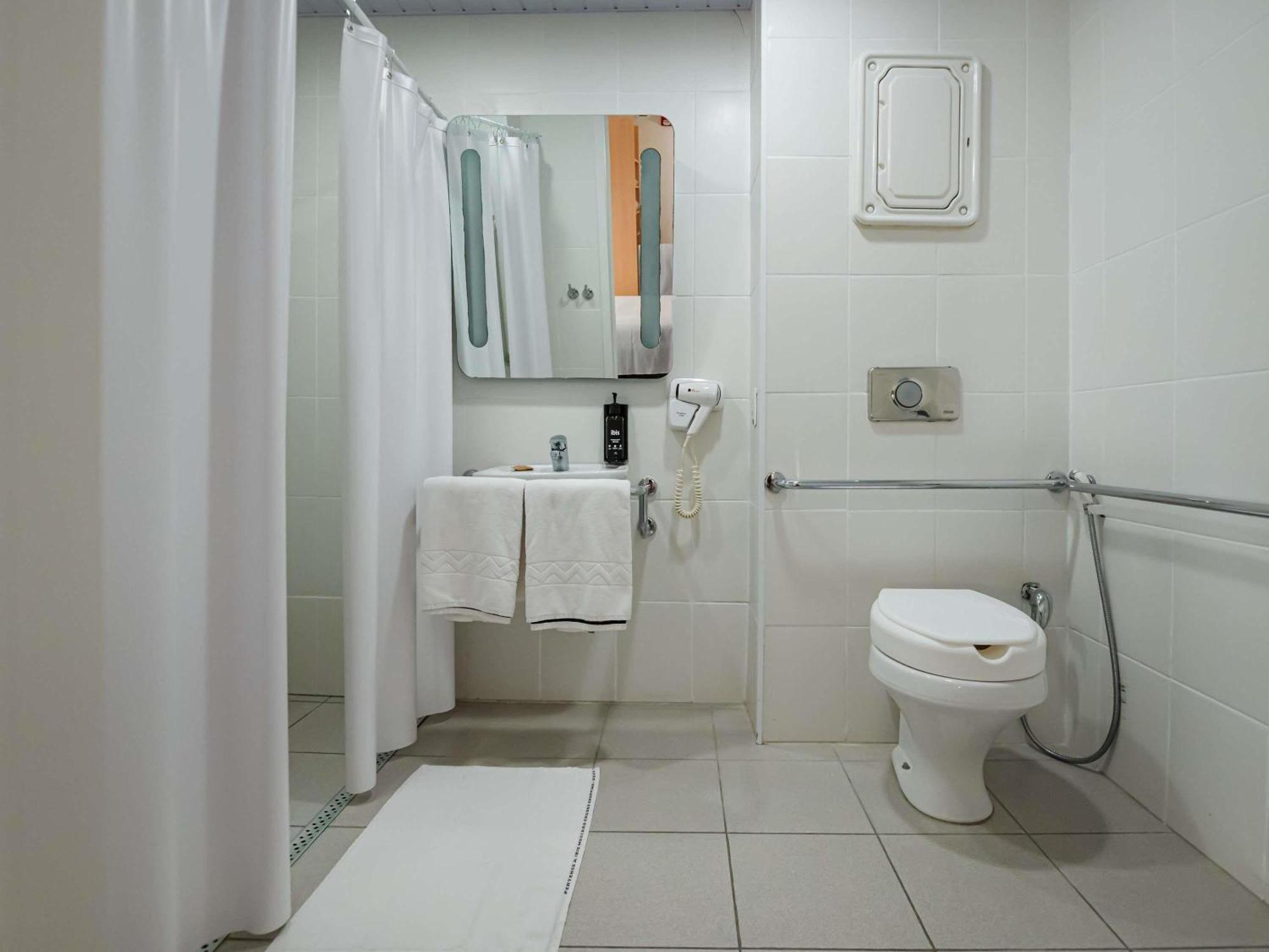 Standard Room Mobility Accessible,1770956966:JPEG