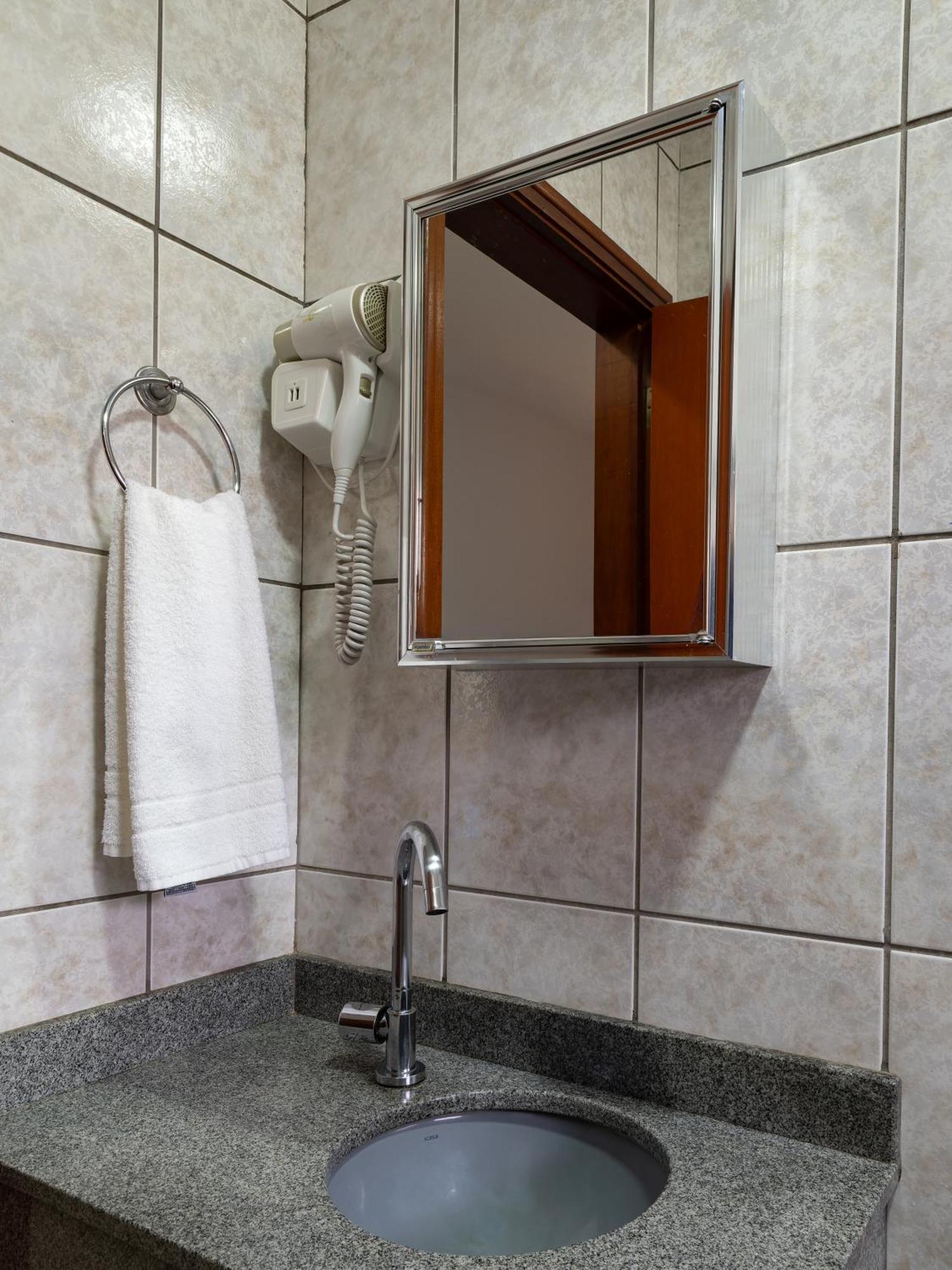 Deluxe Triple Room,1770921449:JPEG