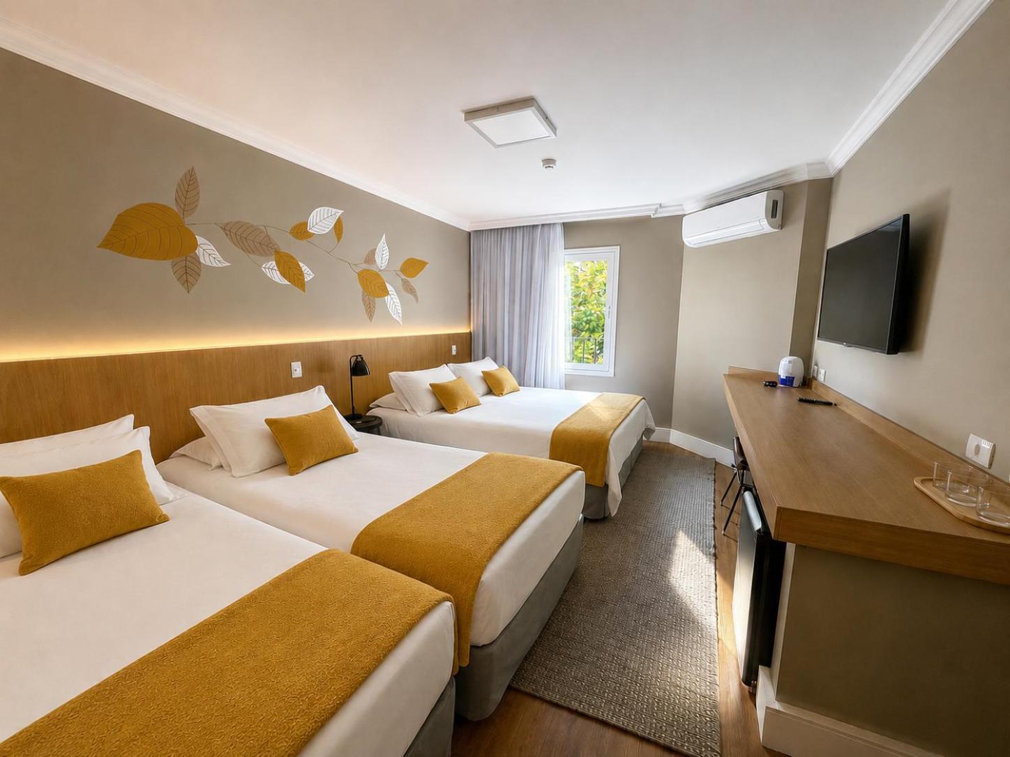 Deluxe Quadruple Room,1771566770:JPEG