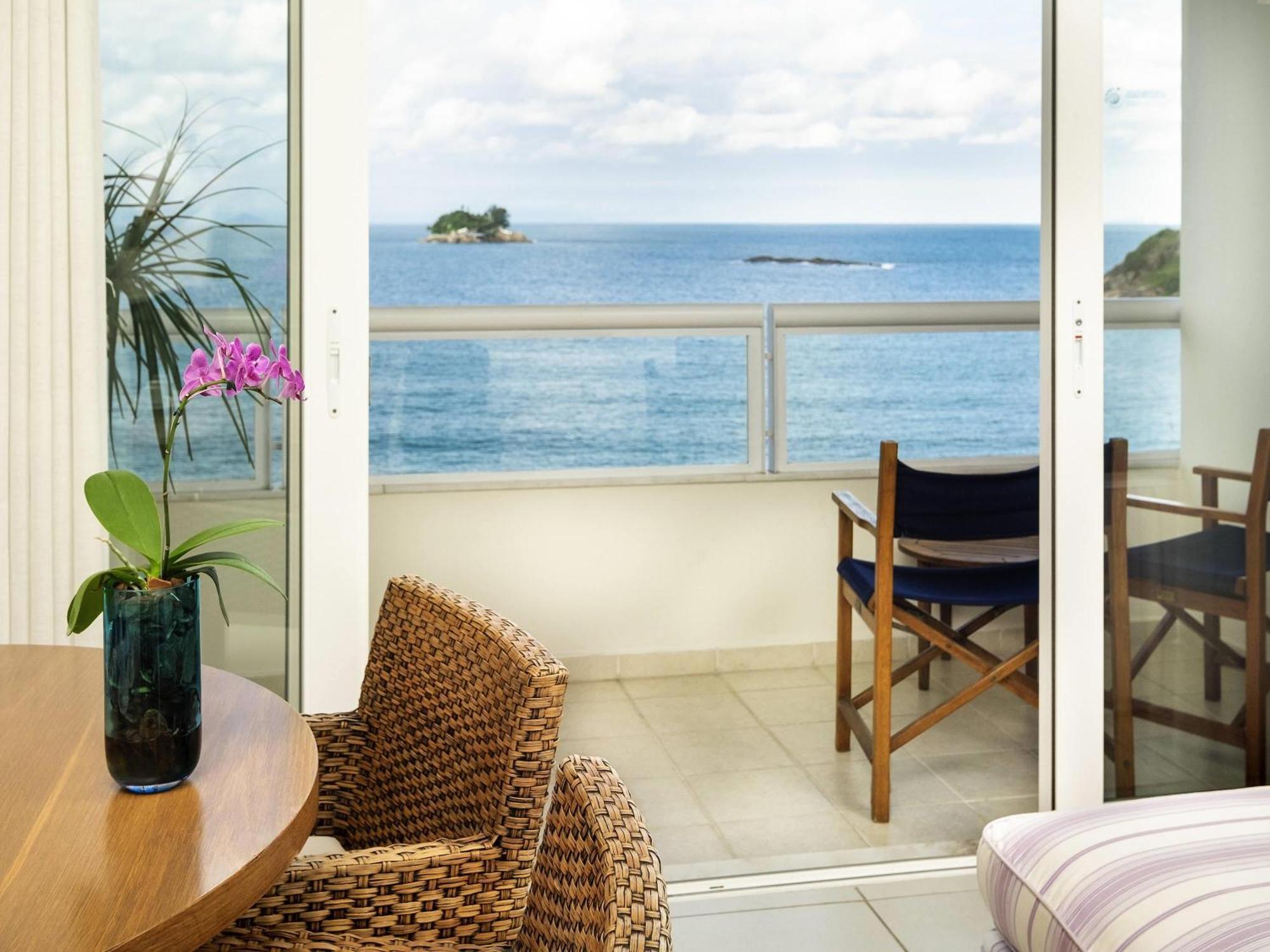 Deluxe Double Room Balcony Seafront
