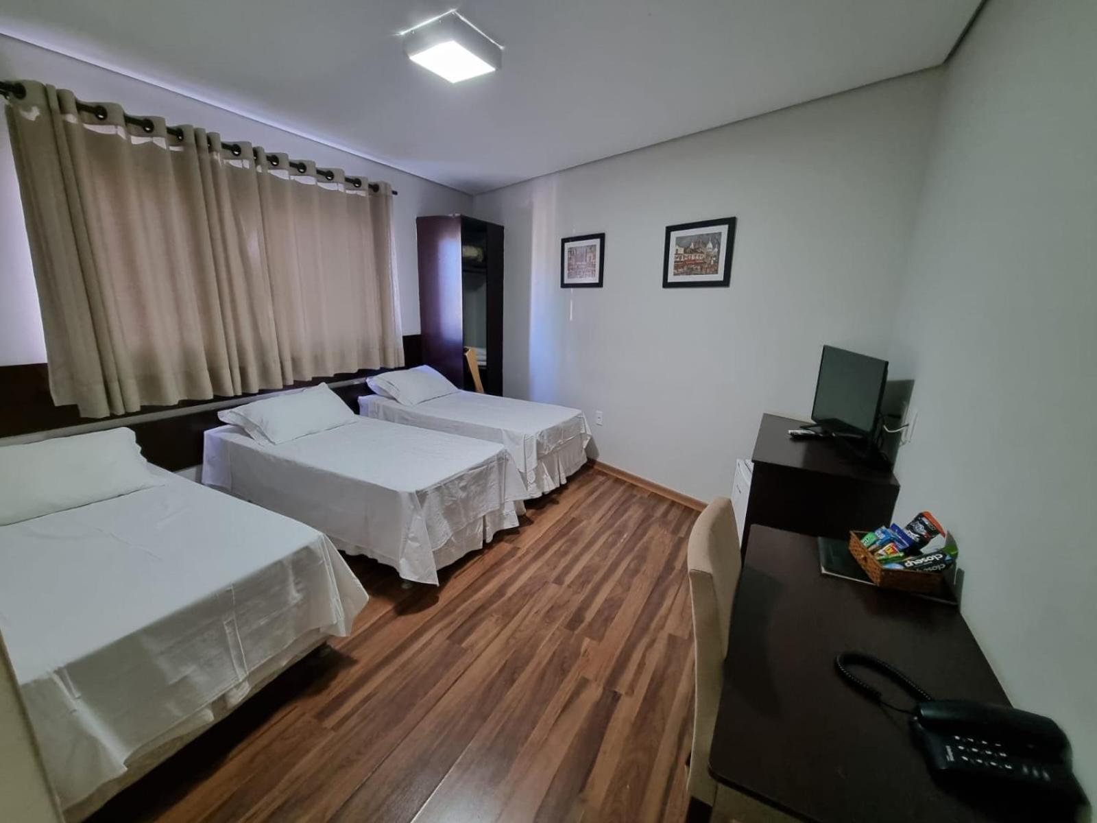 Quarto Triplo Superior