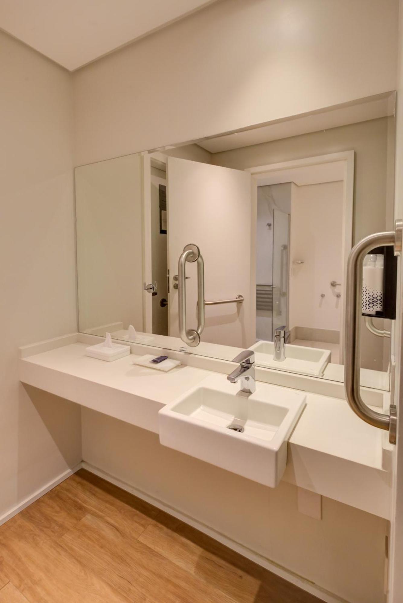 Twin Room Roll Shower Mobility Accessible