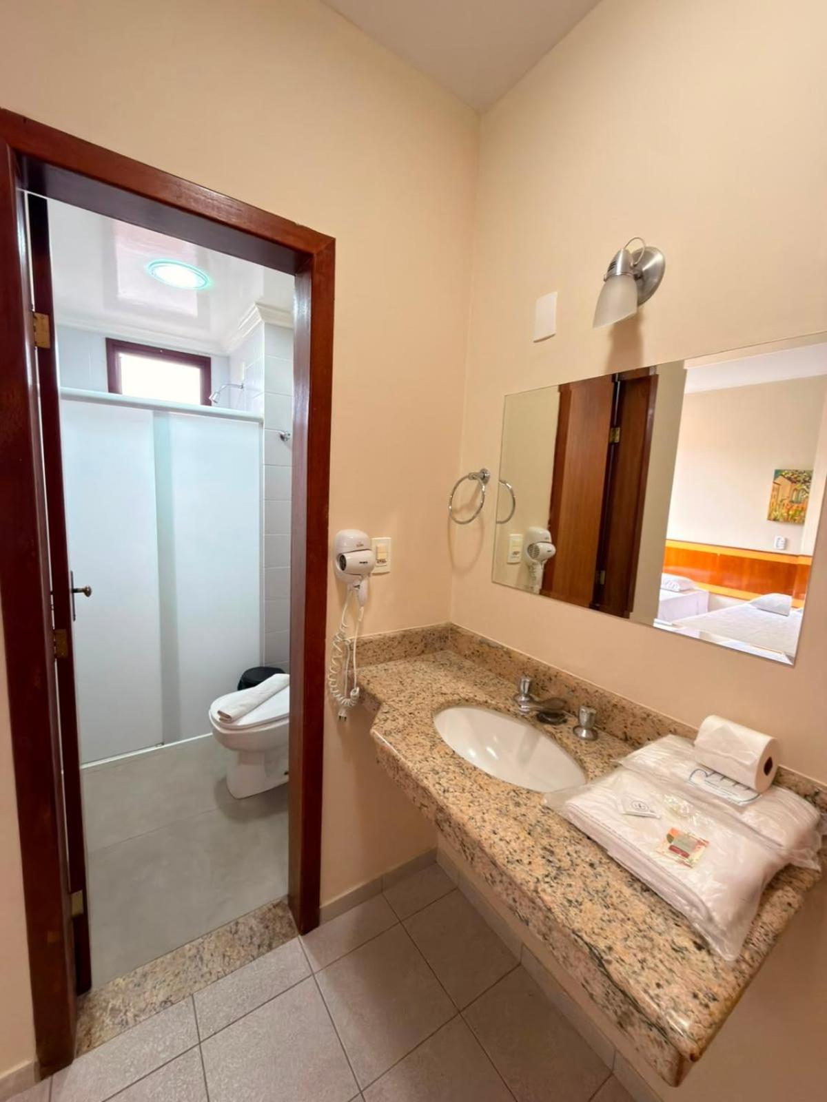 Double or Twin Room Private Bathroom